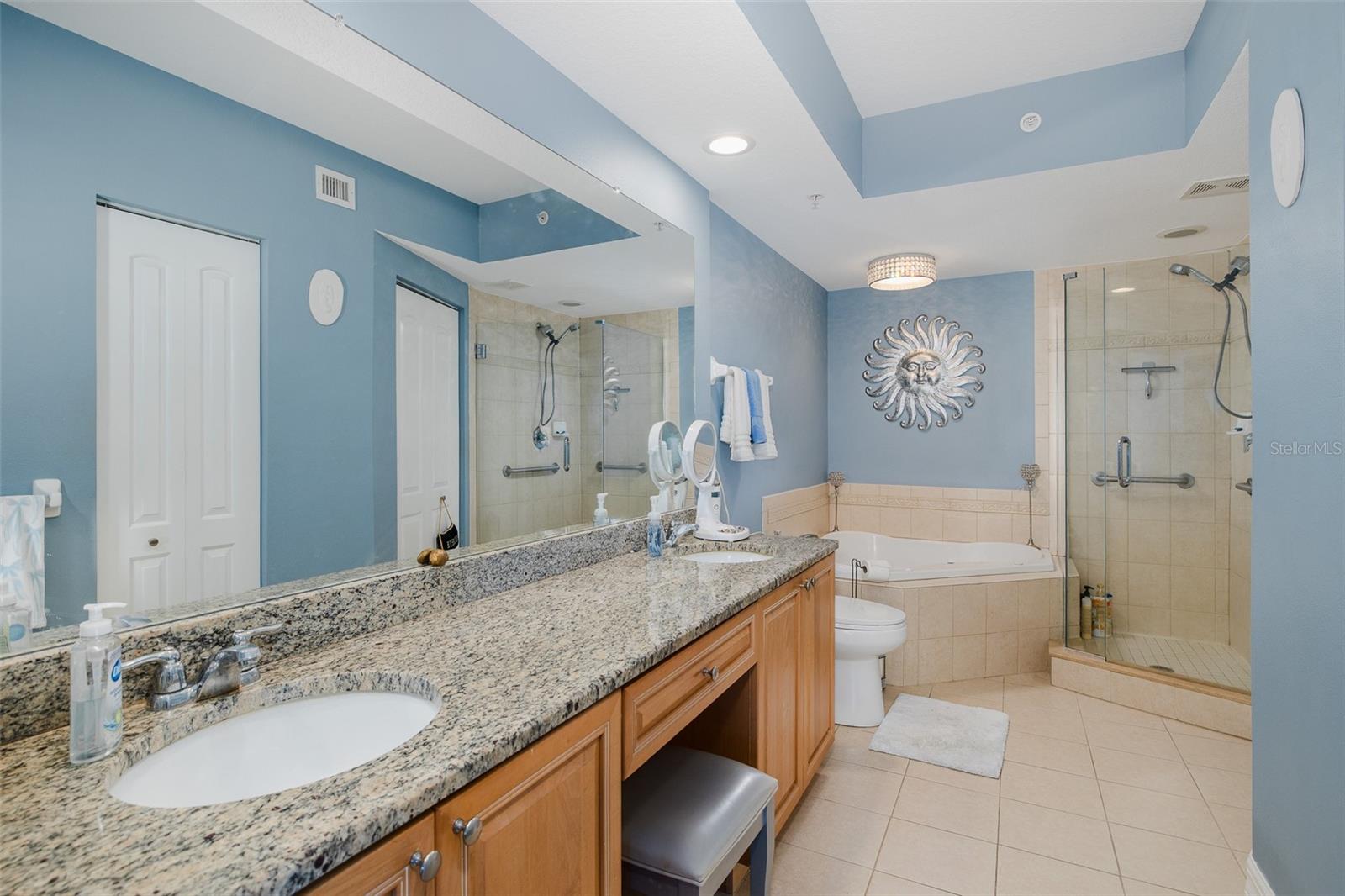 Image 14 of 45 For 4516 Seagull Drive 615