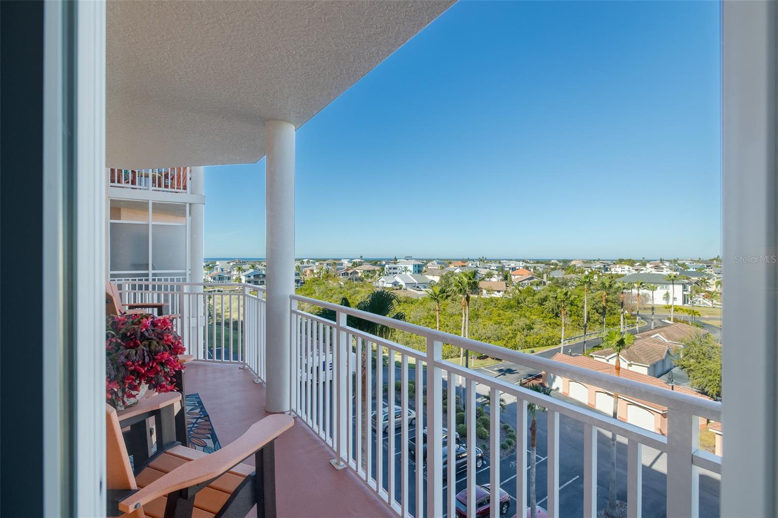 Image 22 of 45 For 4516 Seagull Drive 615