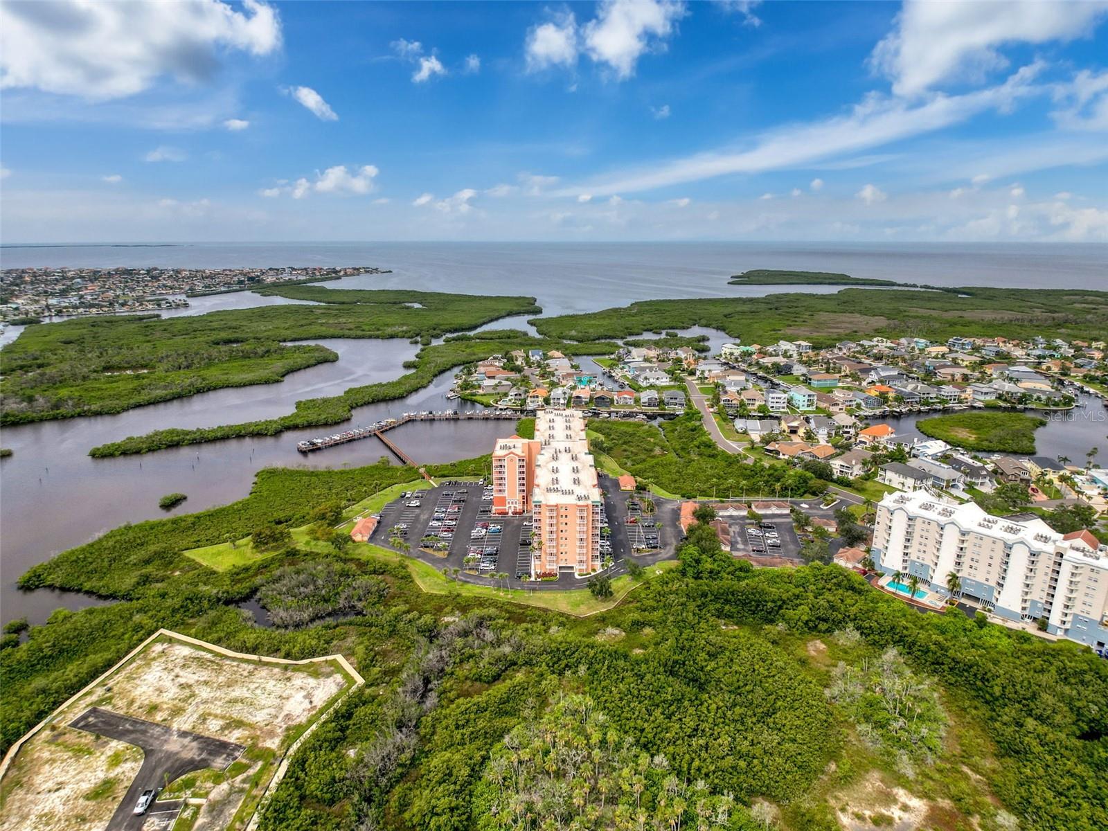 Image 26 of 45 For 4516 Seagull Drive 615