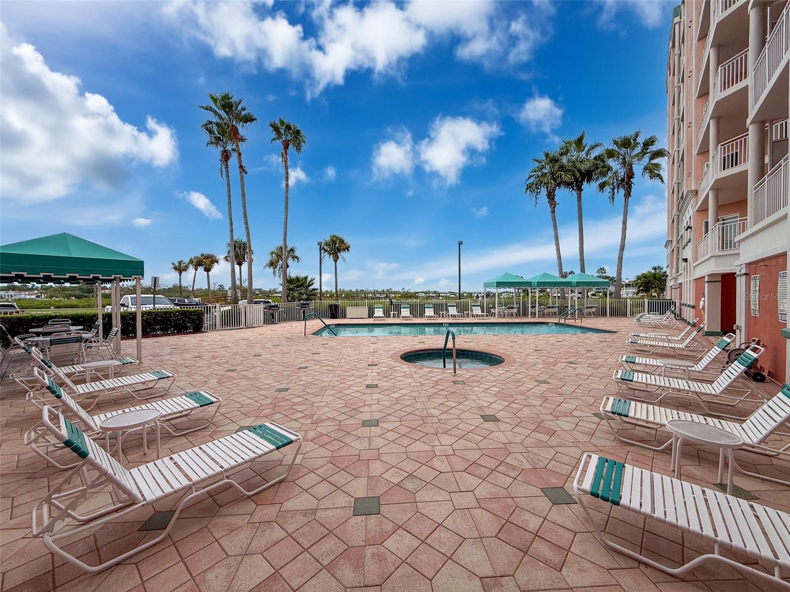 Image 39 of 45 For 4516 Seagull Drive 615