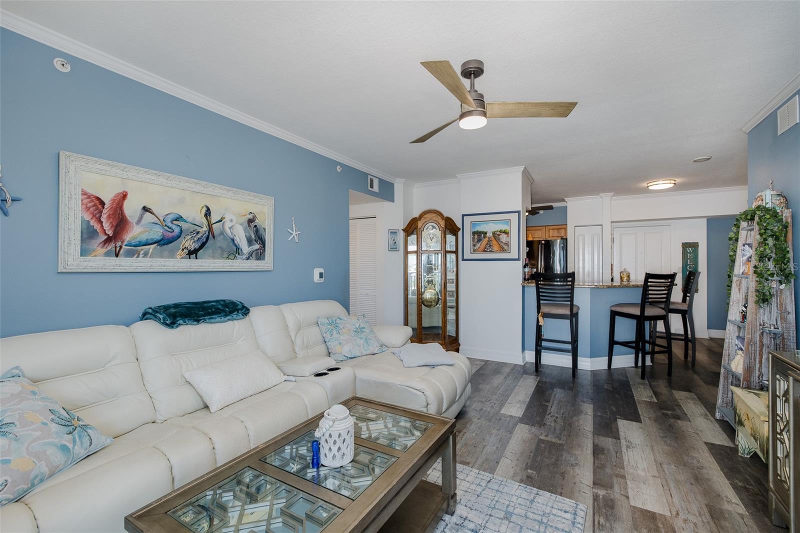 Image 4 of 45 For 4516 Seagull Drive 615