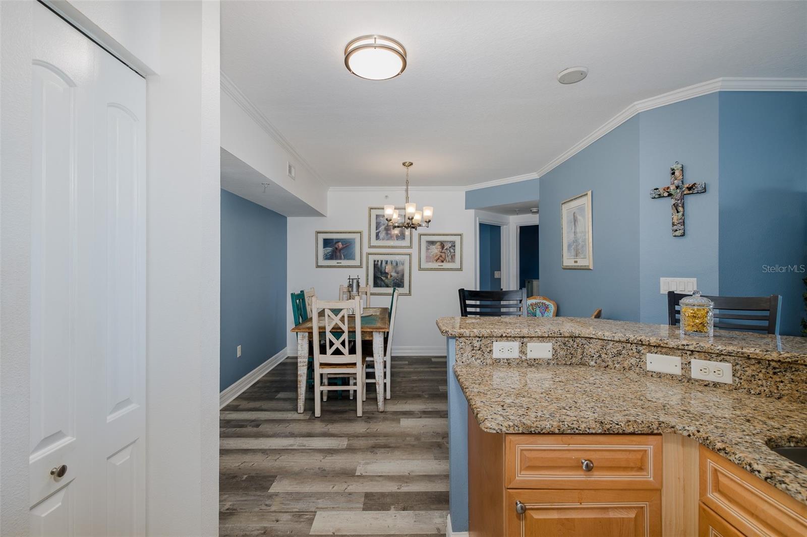 Image 9 of 45 For 4516 Seagull Drive 615