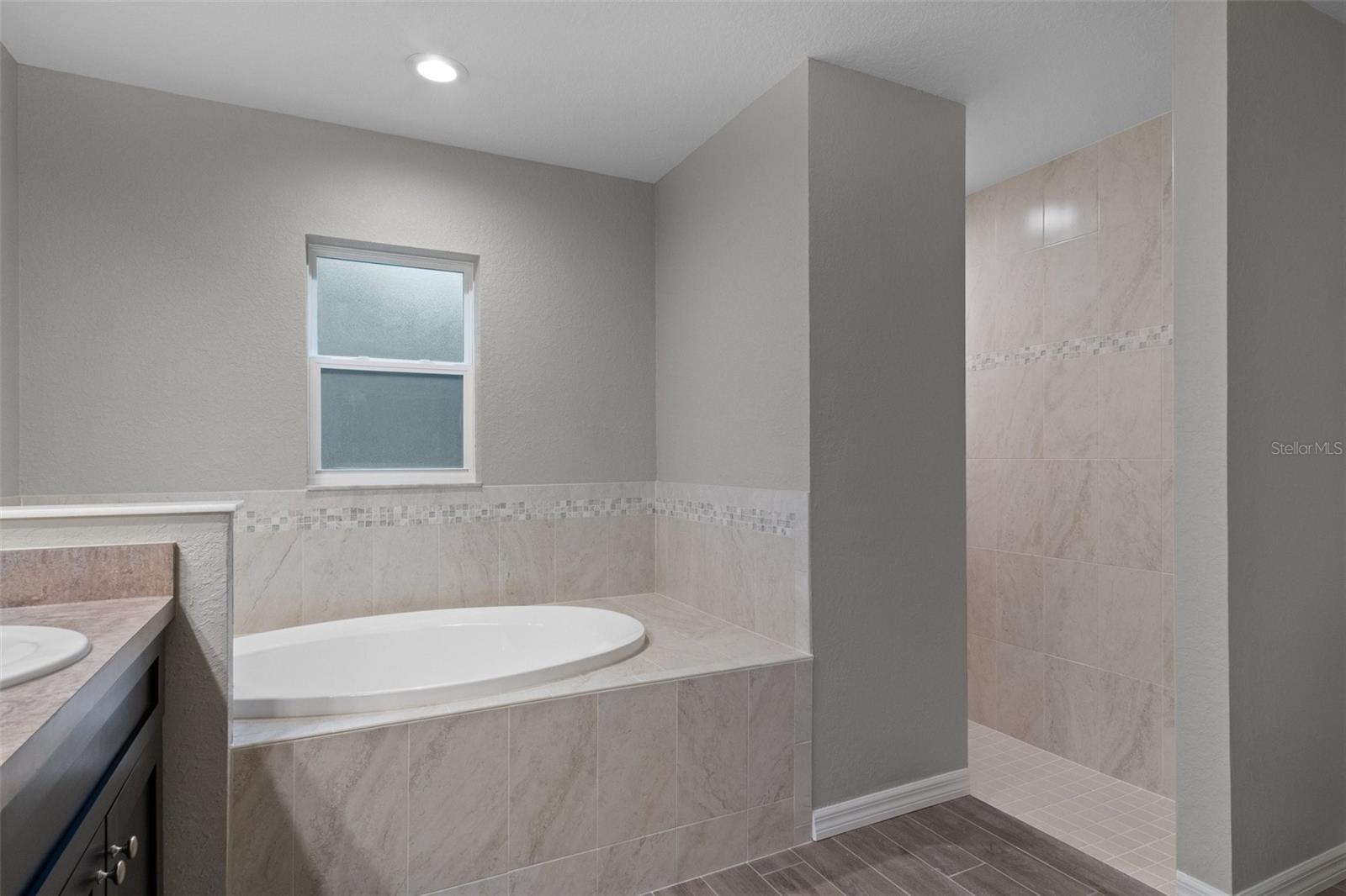 Image 29 of 46 For 4 Palm Grass Court