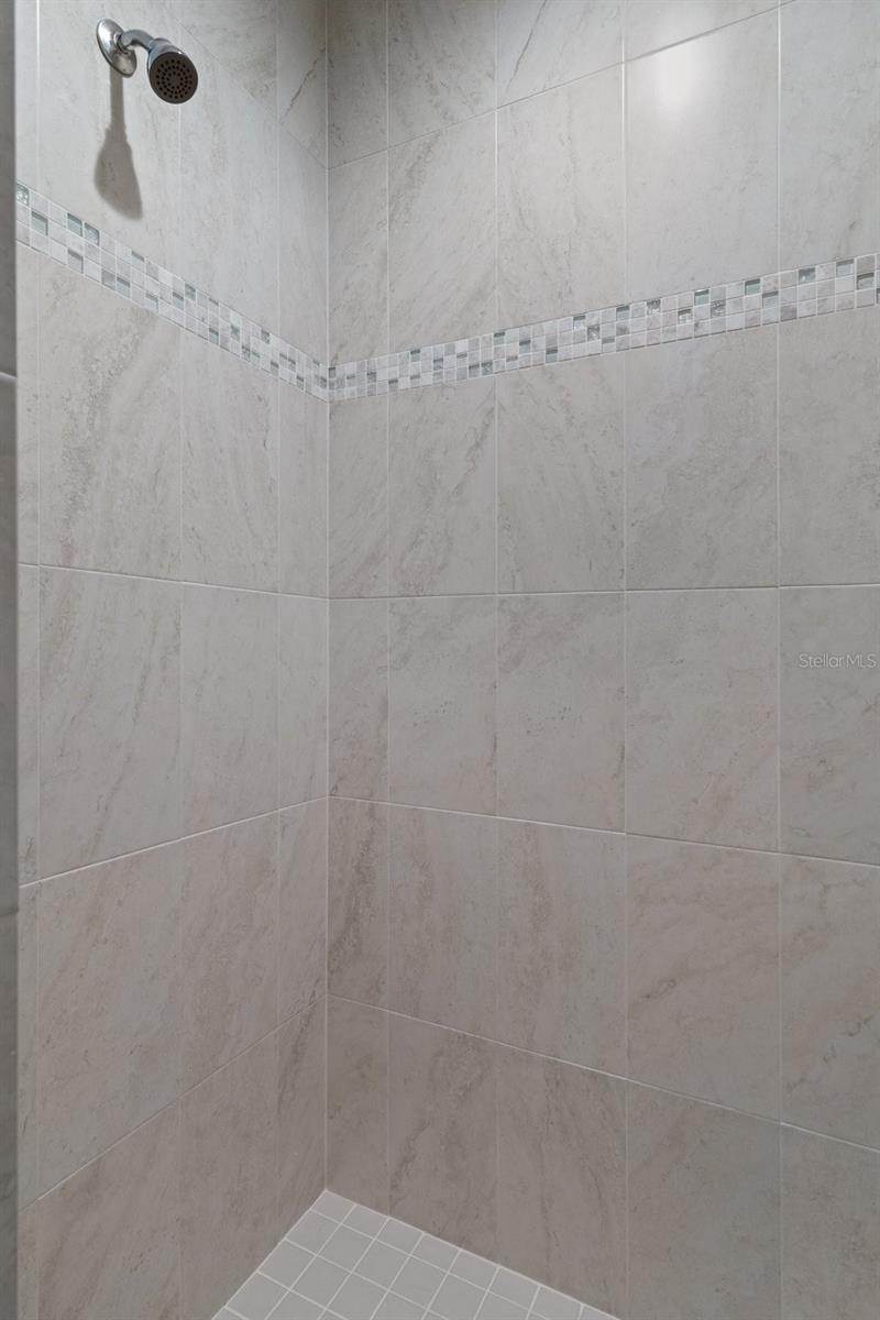 Image 33 of 46 For 4 Palm Grass Court