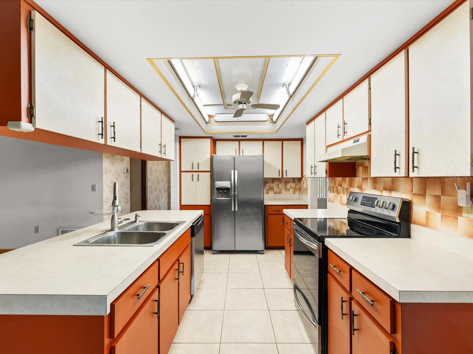 Image 17 of 29 For 2469 Anchor Avenue