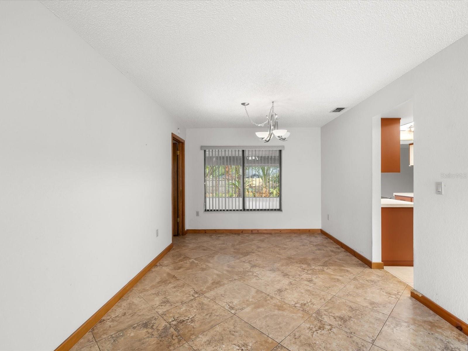 Image 8 of 29 For 2469 Anchor Avenue