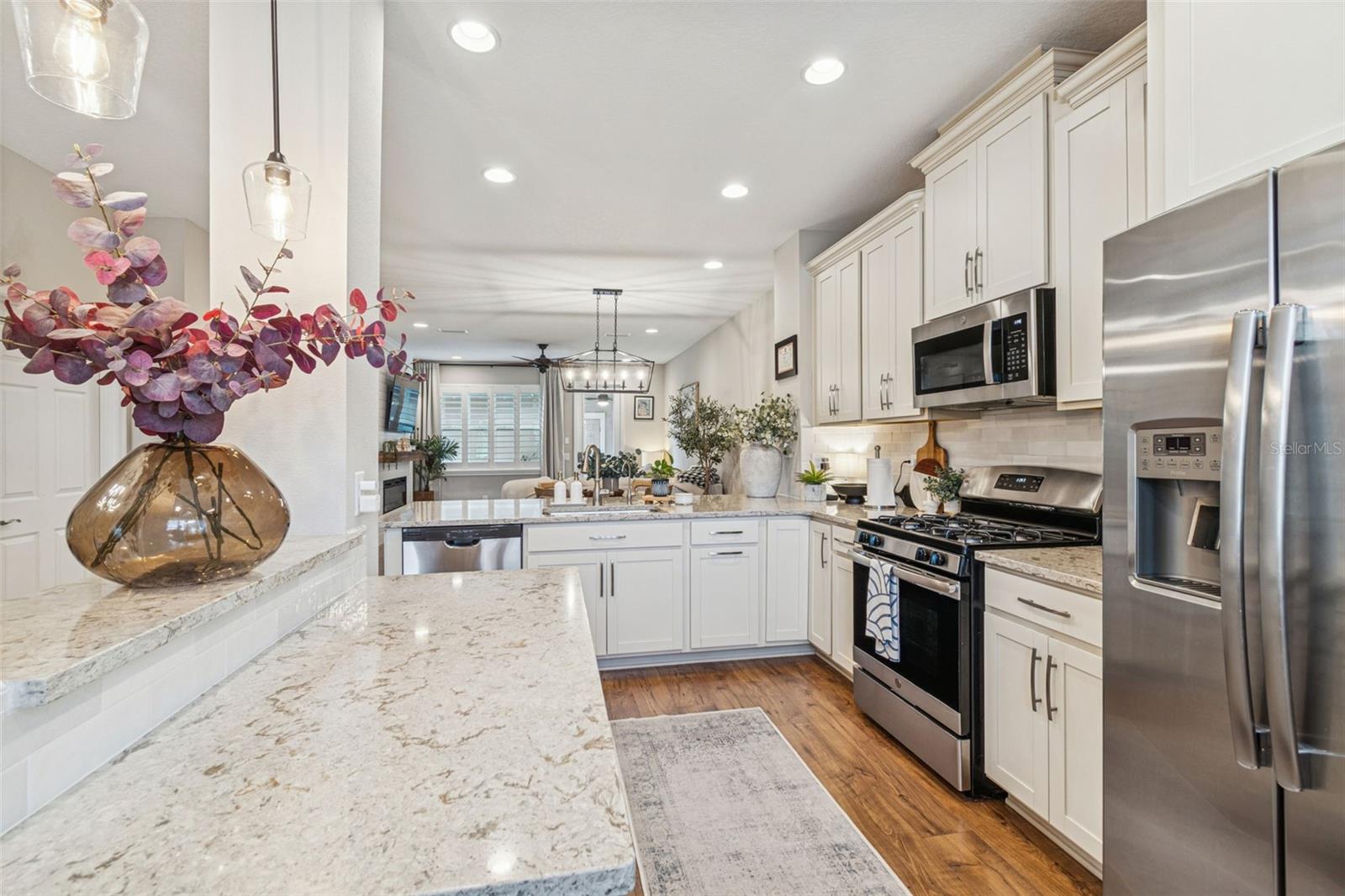 Image 17 of 54 For 12616 Rangeland Boulevard