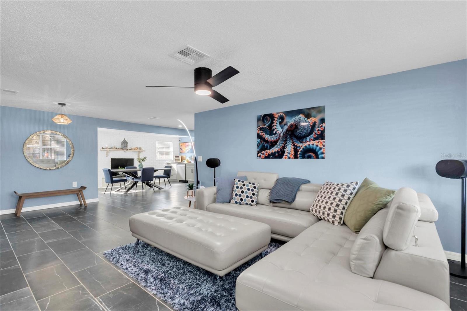 Listing photo id 4 for 7312 Mako Drive