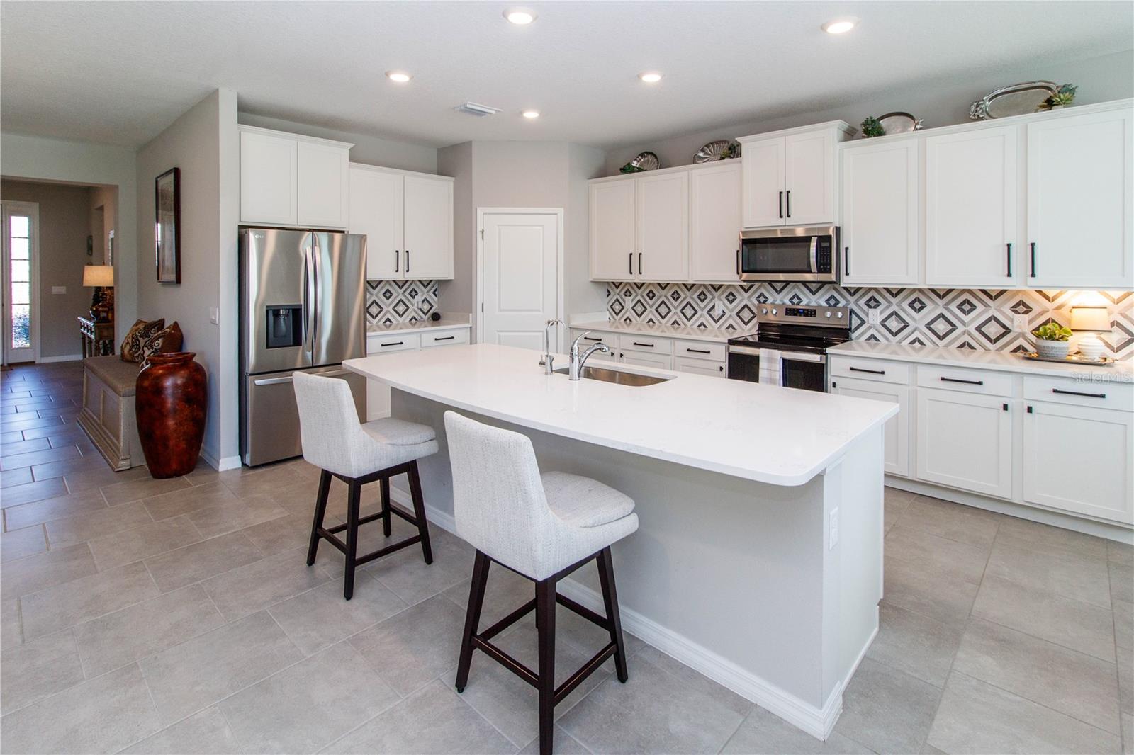 Image 8 of 39 For 7629 Broad River Avenue