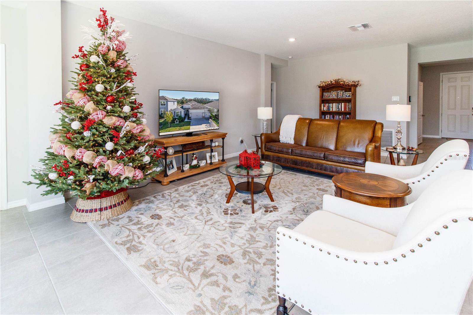 Image 10 of 39 For 7629 Broad River Avenue