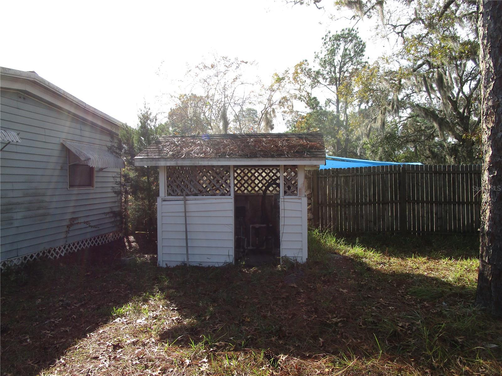 Image 59 of 62 For 17609 Bathurst Avenue