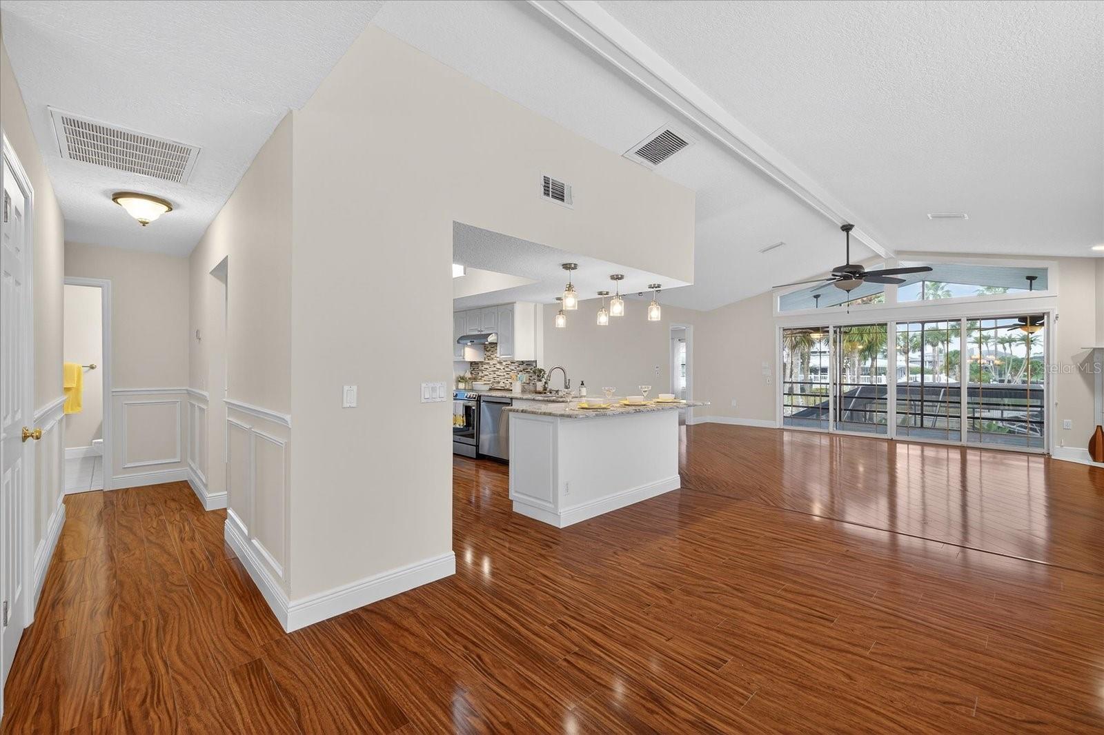 Image 10 of 96 For 6025 Randan Court