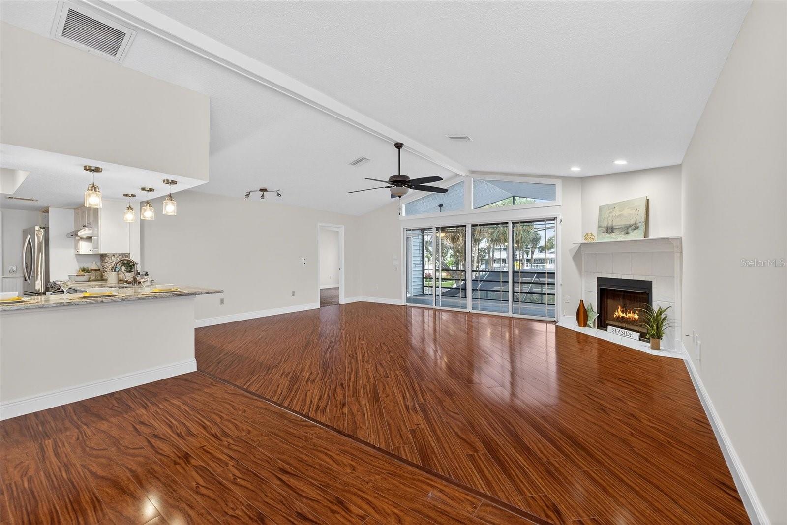 Image 17 of 96 For 6025 Randan Court