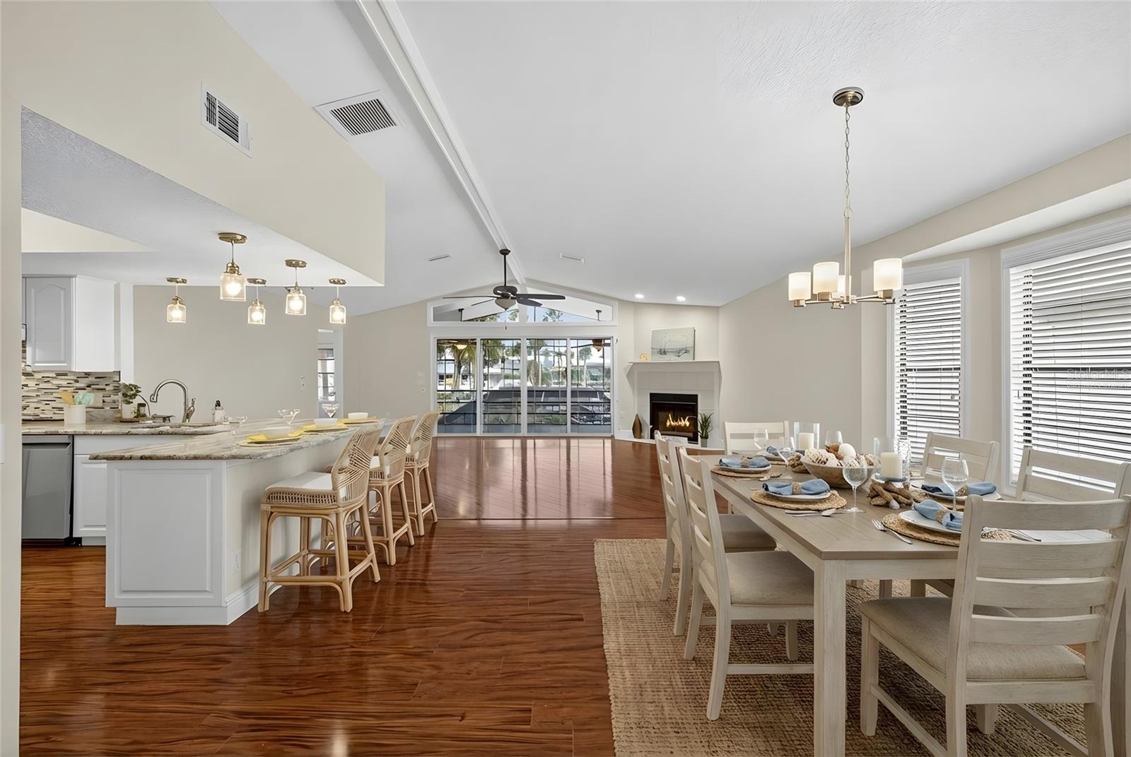 Image 22 of 96 For 6025 Randan Court