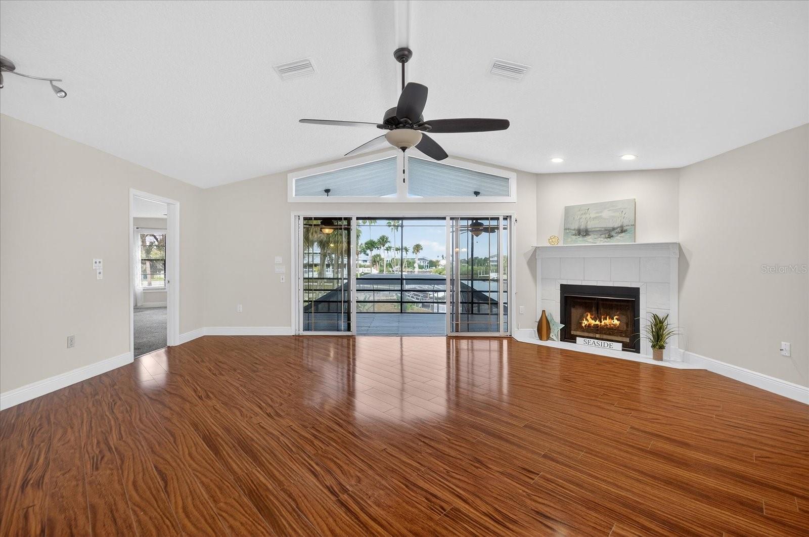 Image 35 of 96 For 6025 Randan Court