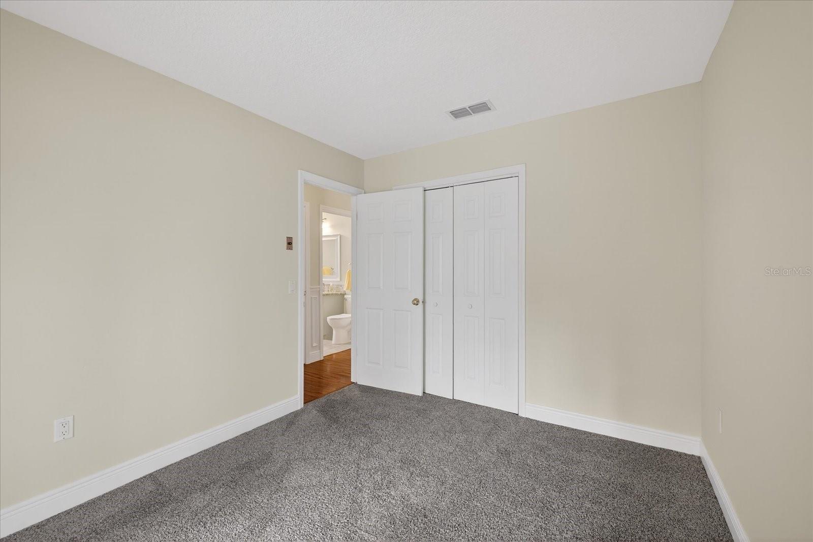 Image 44 of 96 For 6025 Randan Court