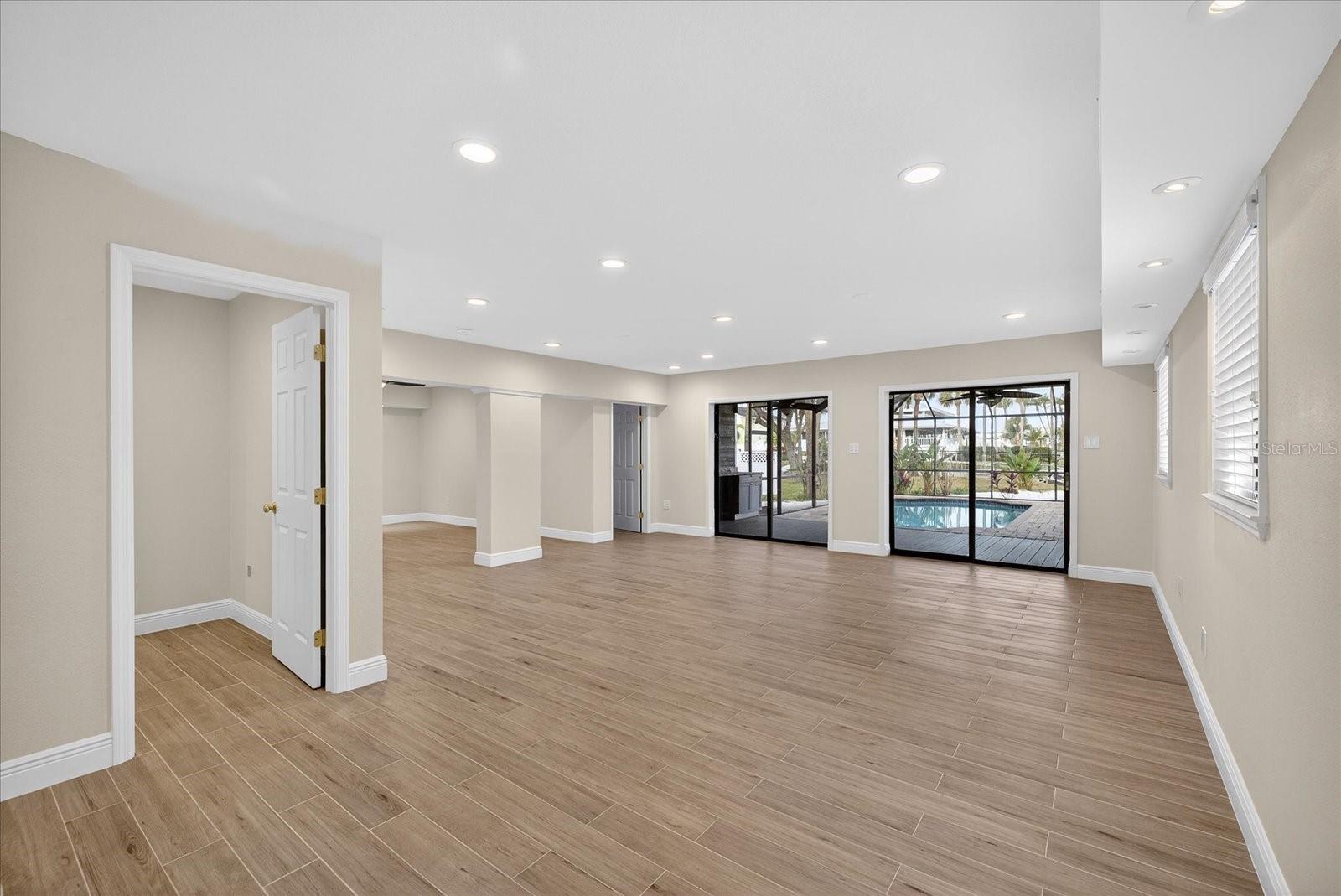 Image 52 of 96 For 6025 Randan Court