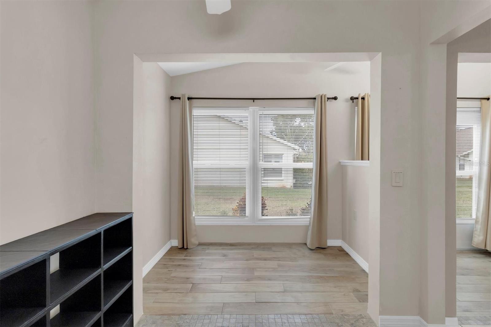 Image 12 of 30 For 4745 Vicksburg Court