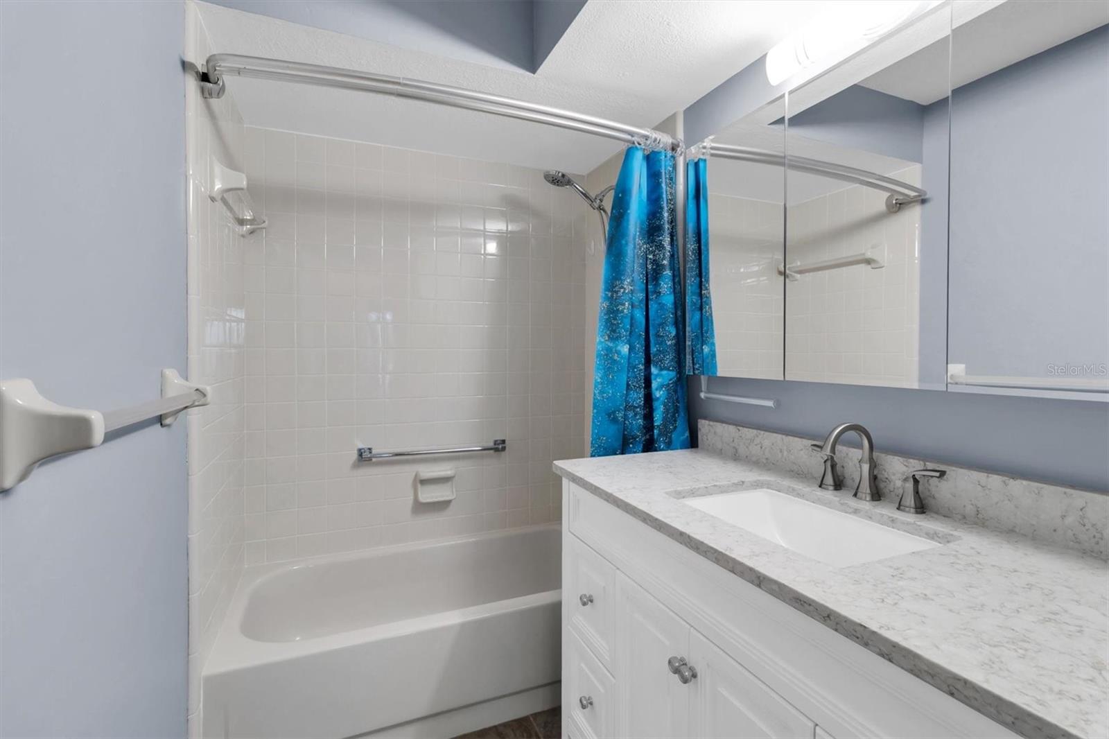 Image 17 of 30 For 4745 Vicksburg Court