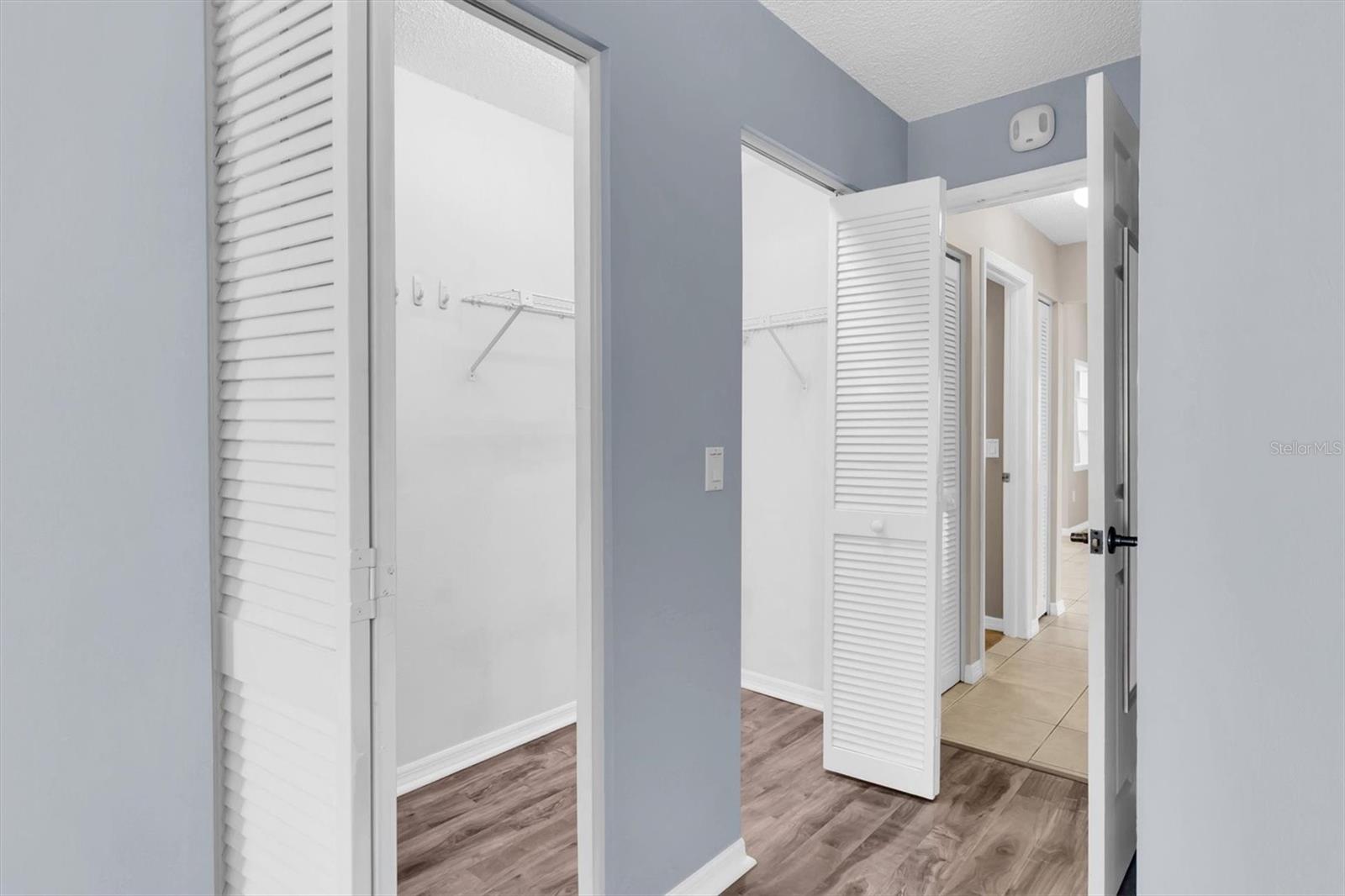 Image 18 of 30 For 4745 Vicksburg Court