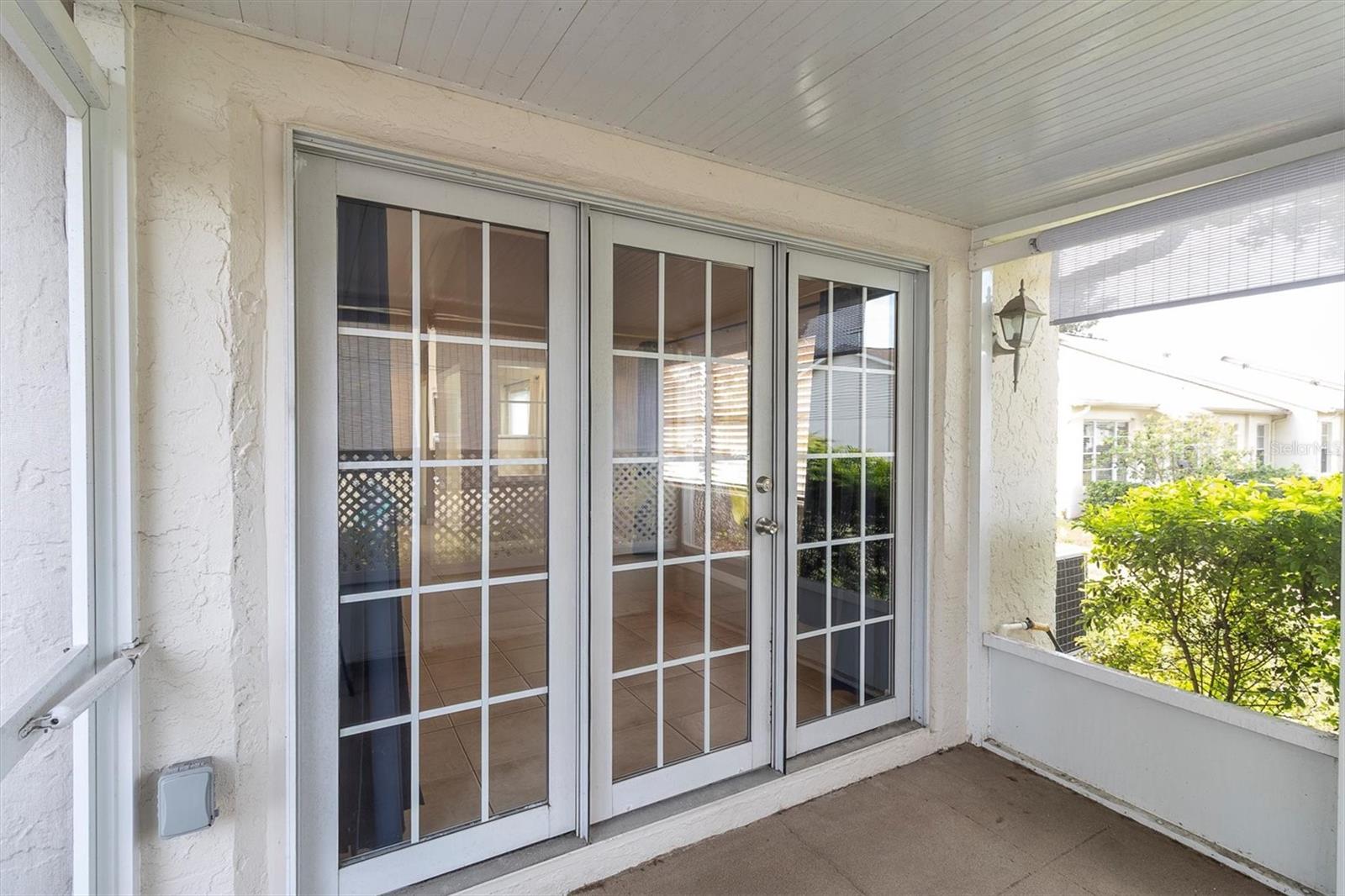 Image 24 of 30 For 4745 Vicksburg Court