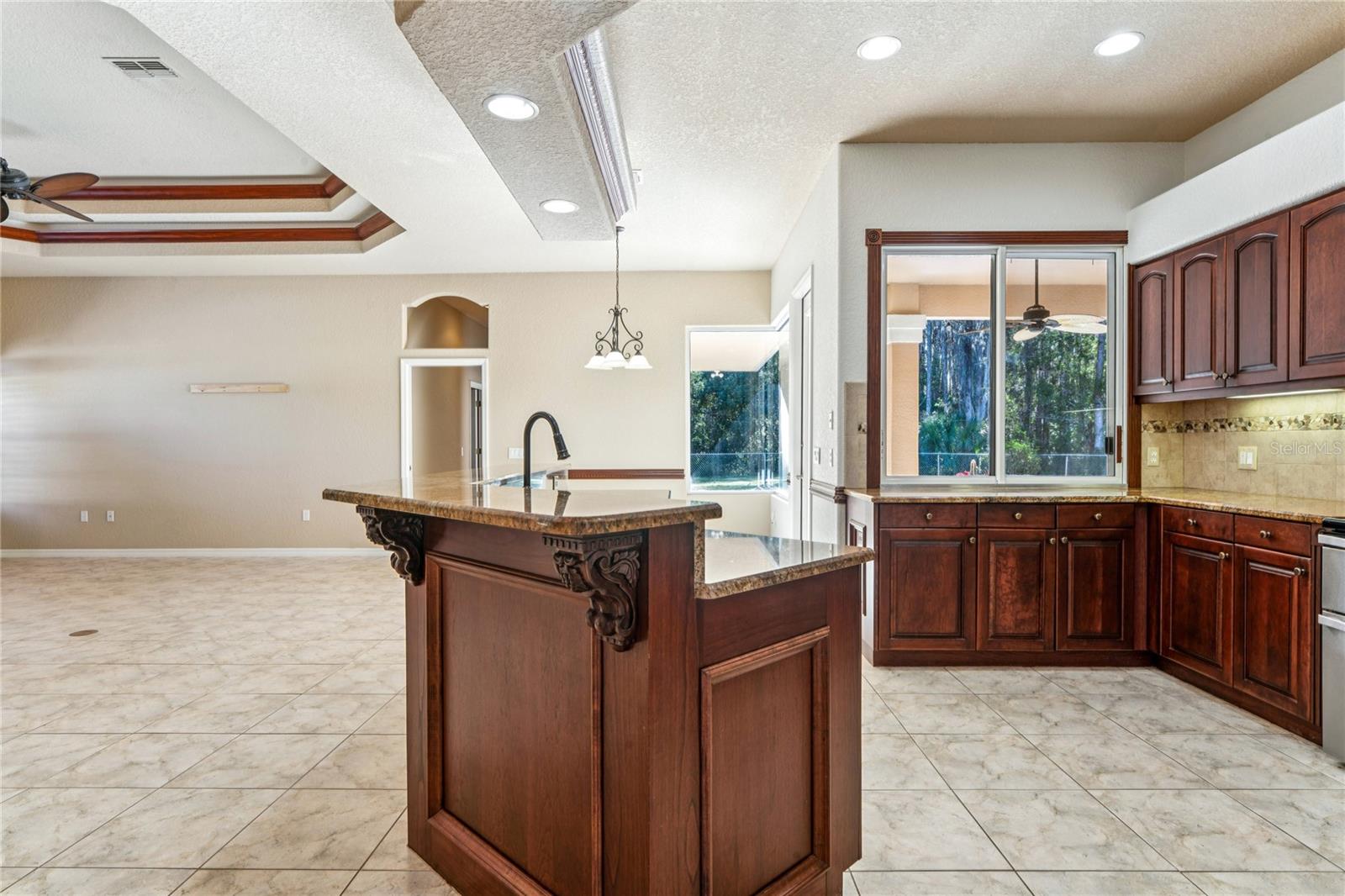 Image 20 of 95 For 6034 Wooden Street