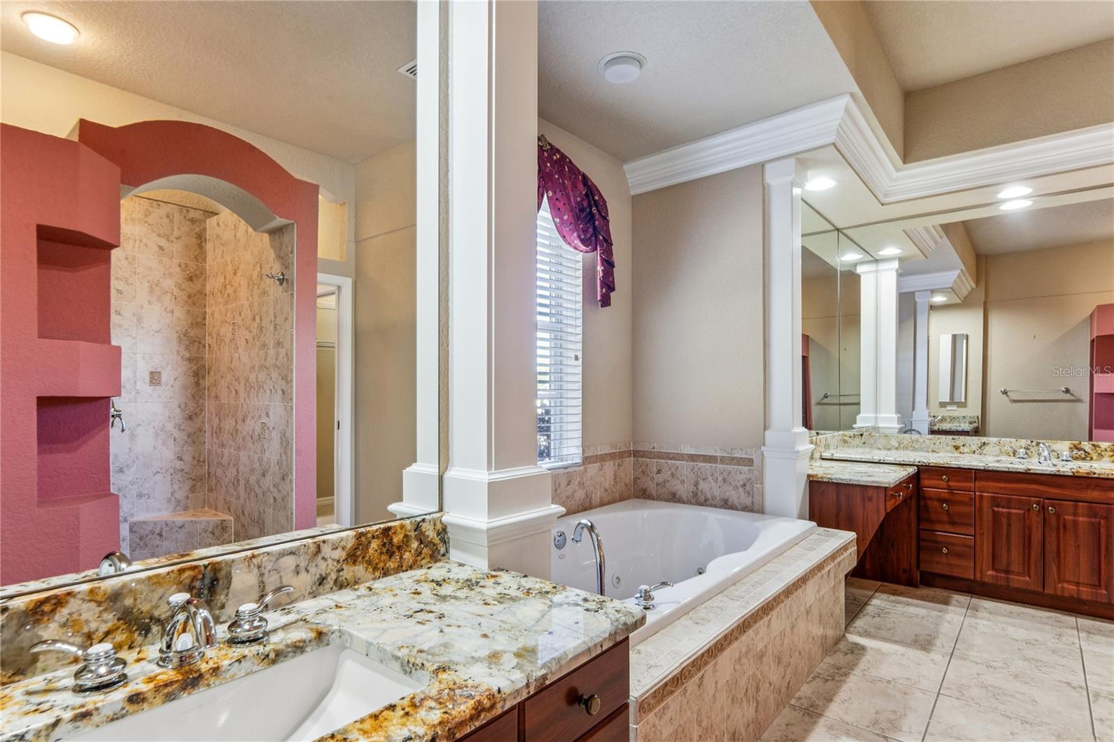 Image 41 of 95 For 6034 Wooden Street