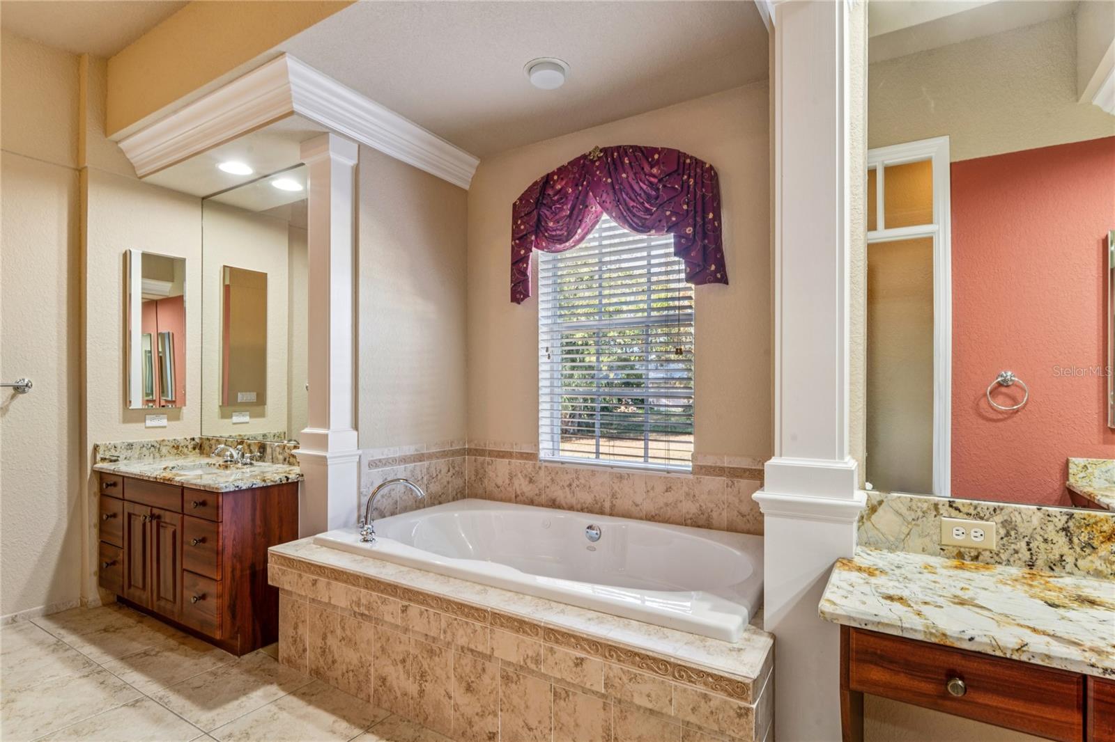 Image 44 of 95 For 6034 Wooden Street