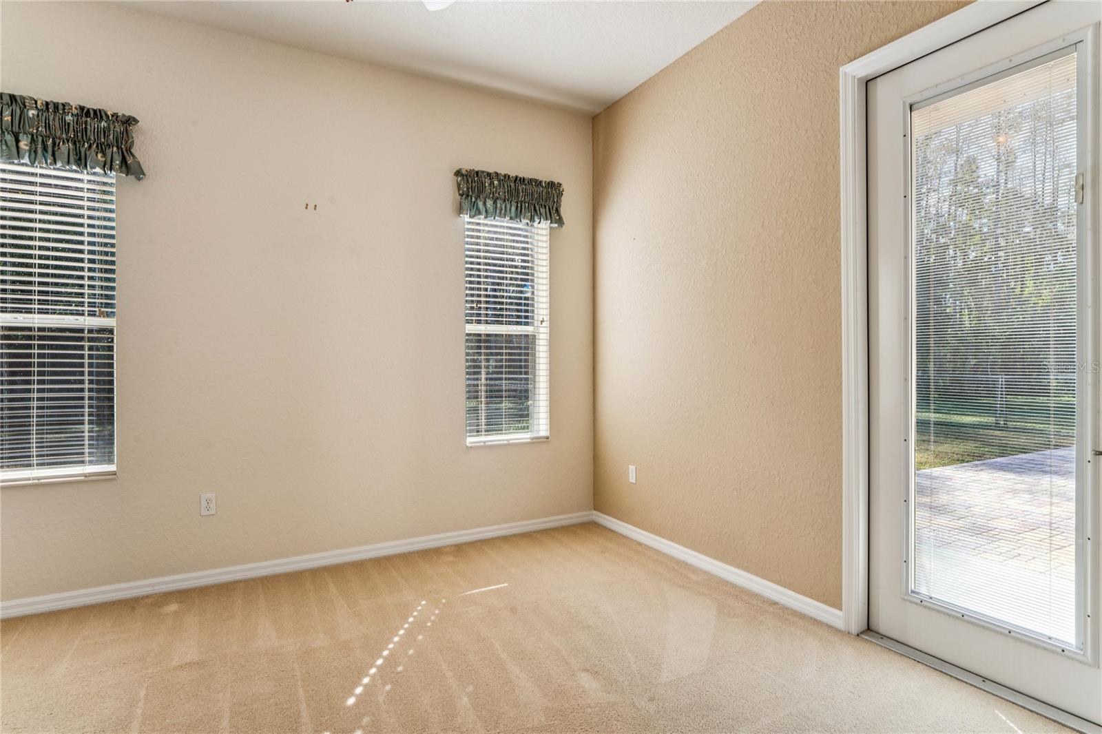 Image 52 of 95 For 6034 Wooden Street