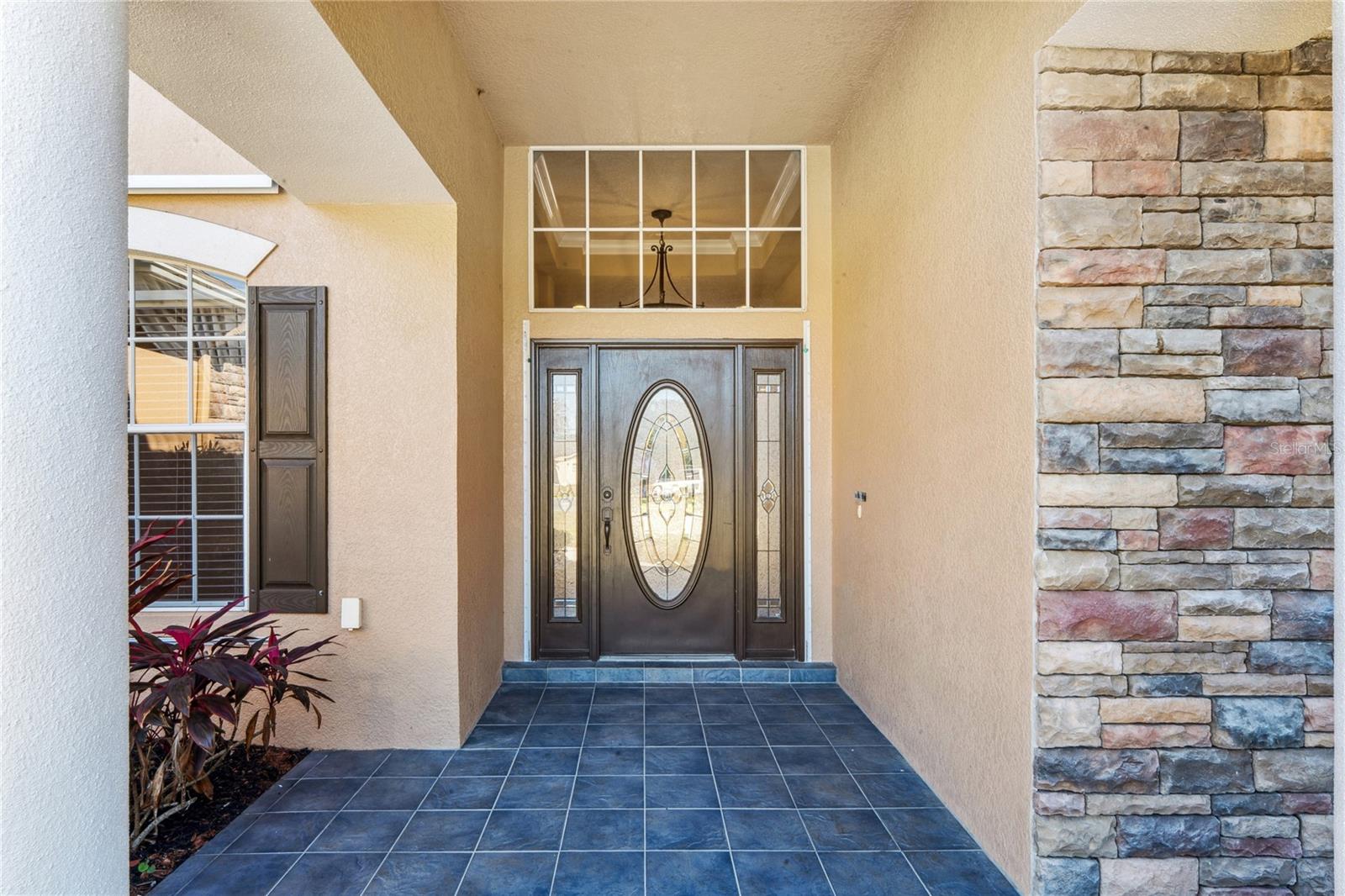 Image 7 of 95 For 6034 Wooden Street