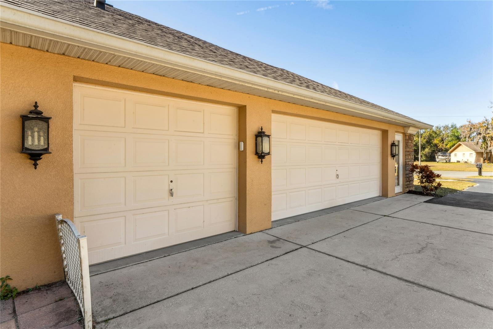 Image 78 of 95 For 6034 Wooden Street