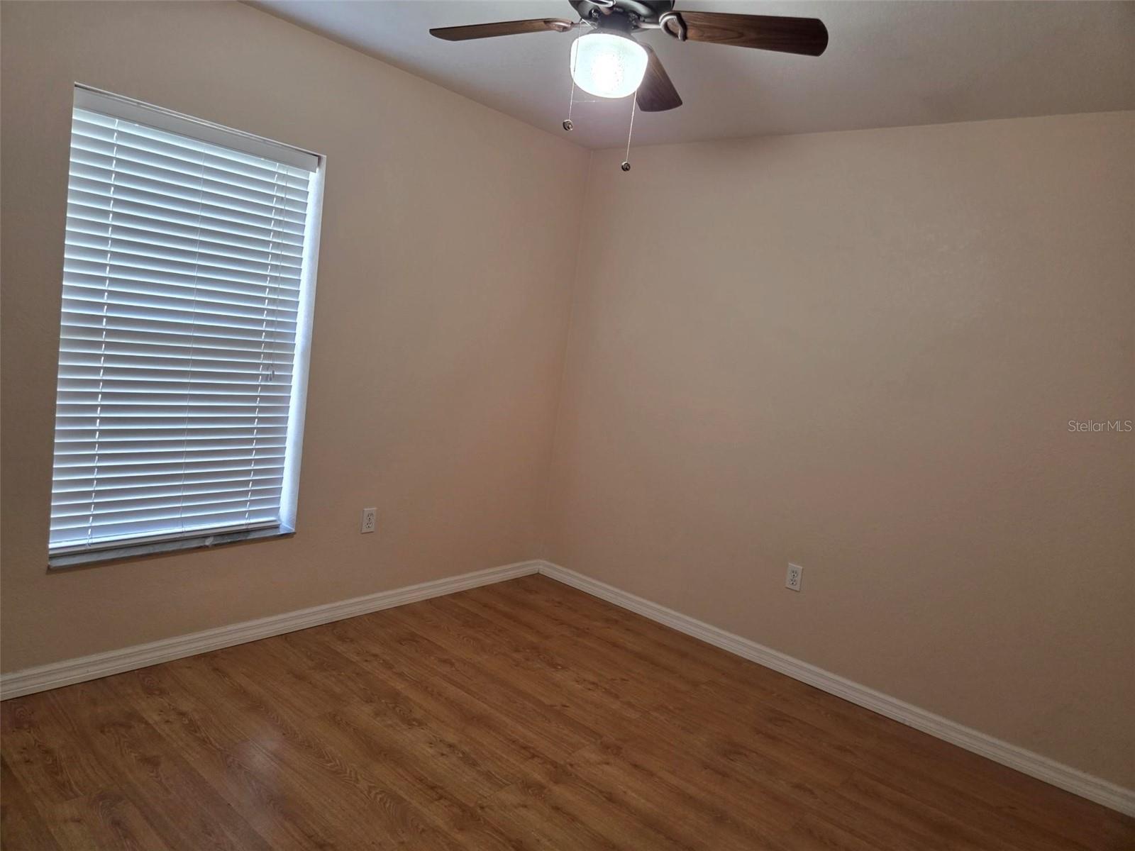 Image 20 of 50 For 11345 Hanis Street