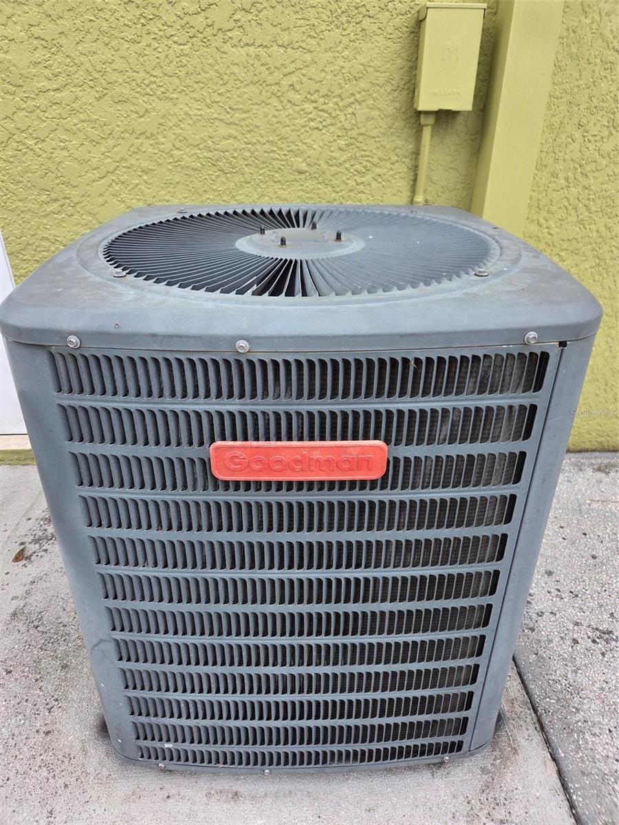 Image 37 of 50 For 11345 Hanis Street