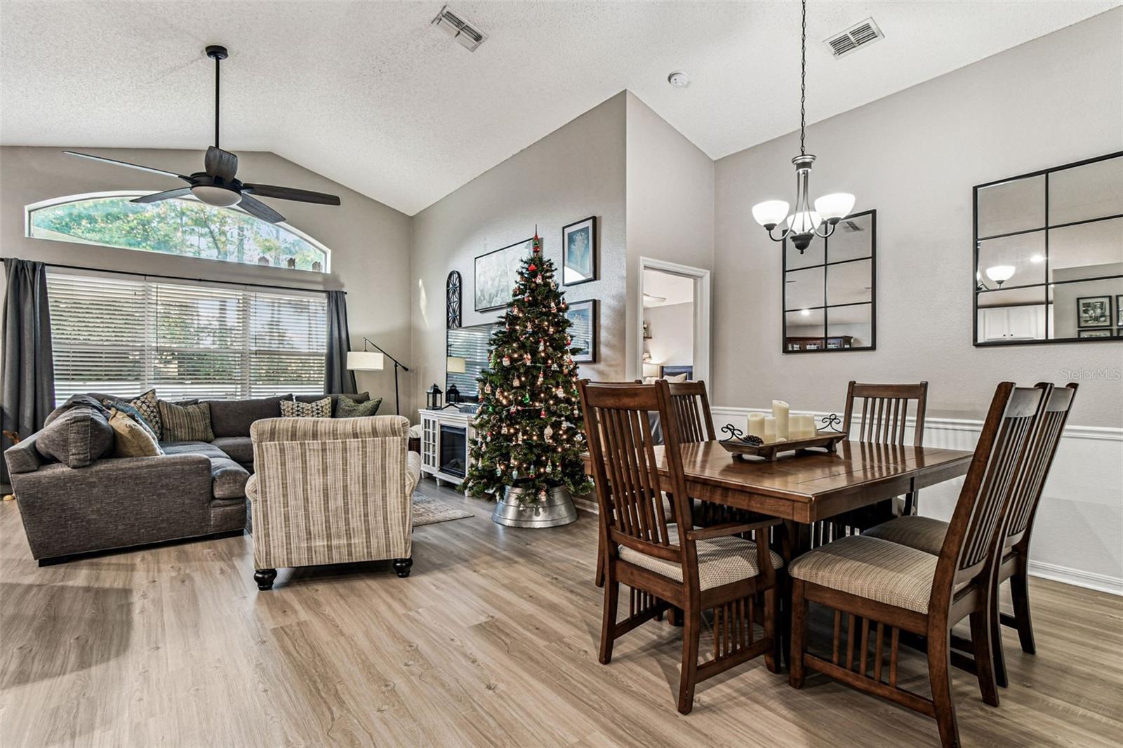 Image 10 of 29 For 2749 Big Pine Drive