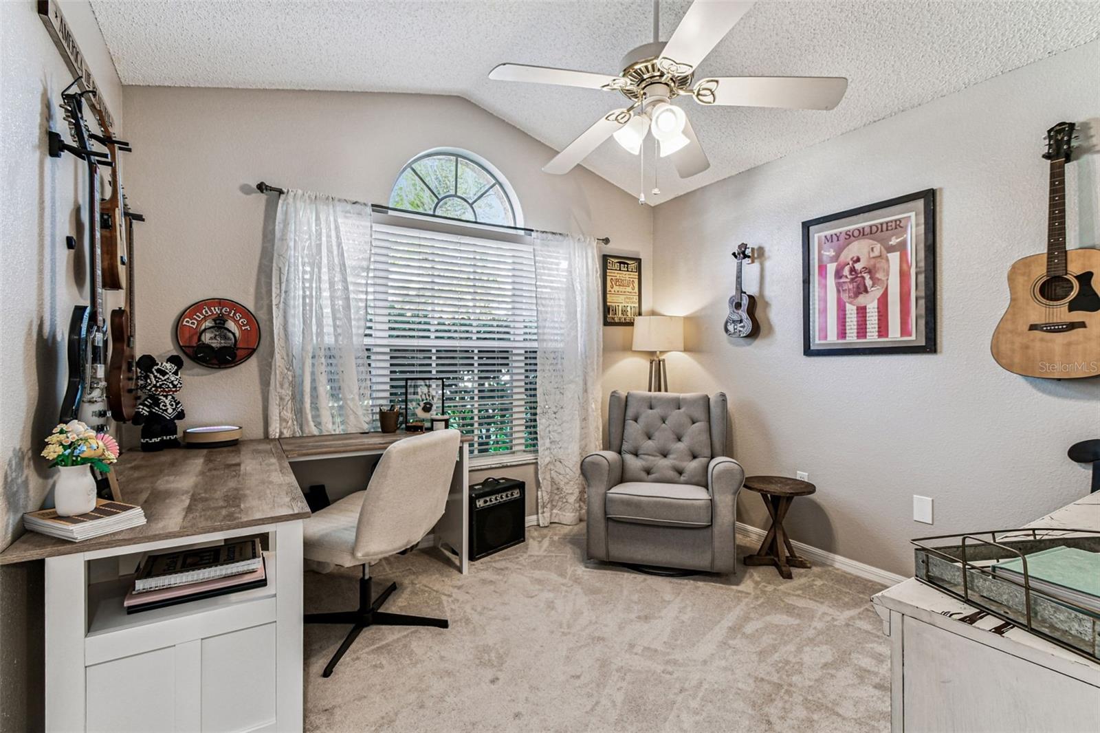 Image 18 of 29 For 2749 Big Pine Drive