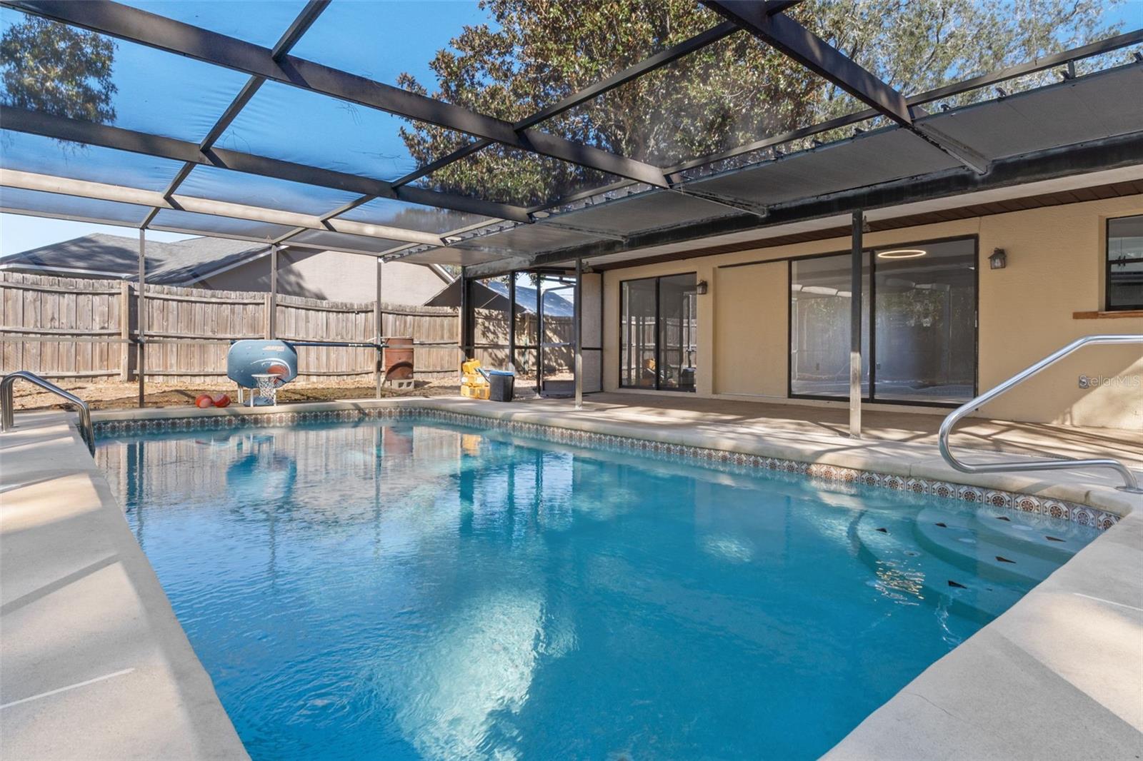 Listing photo id 32 for 11272 Portsmouth Street