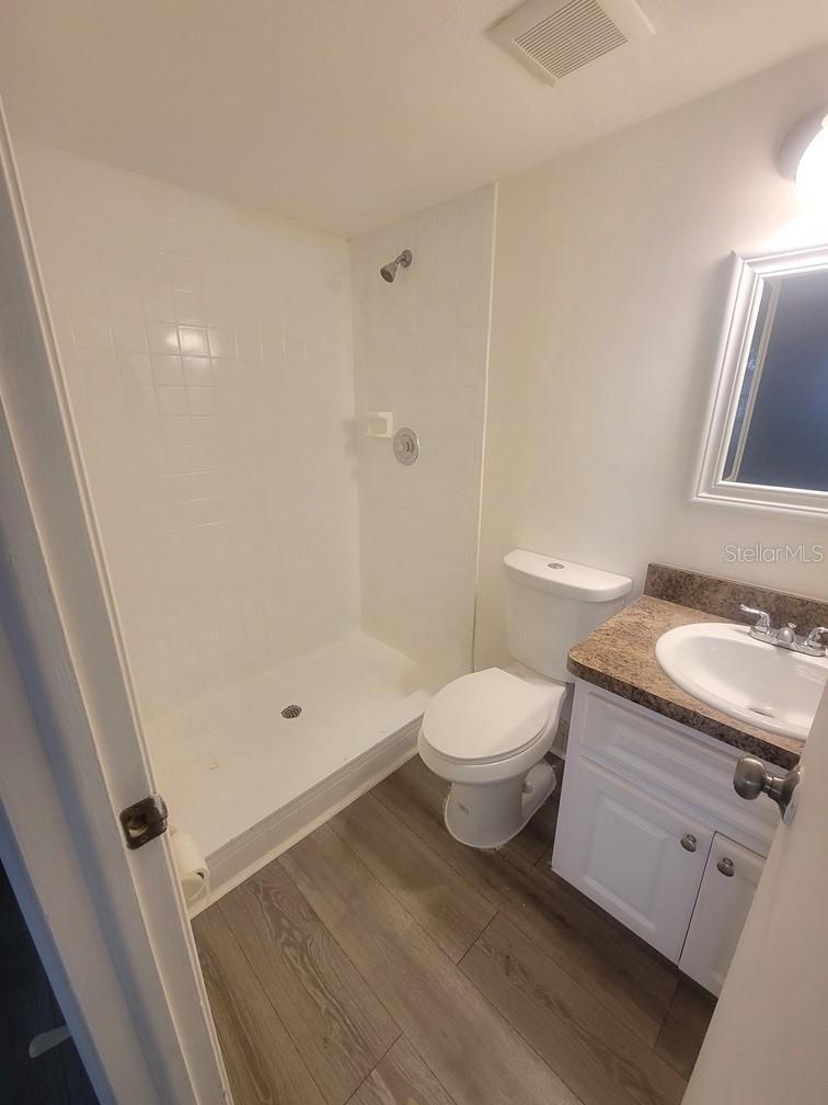 Image 13 of 24 For 11411 Pike Court 4