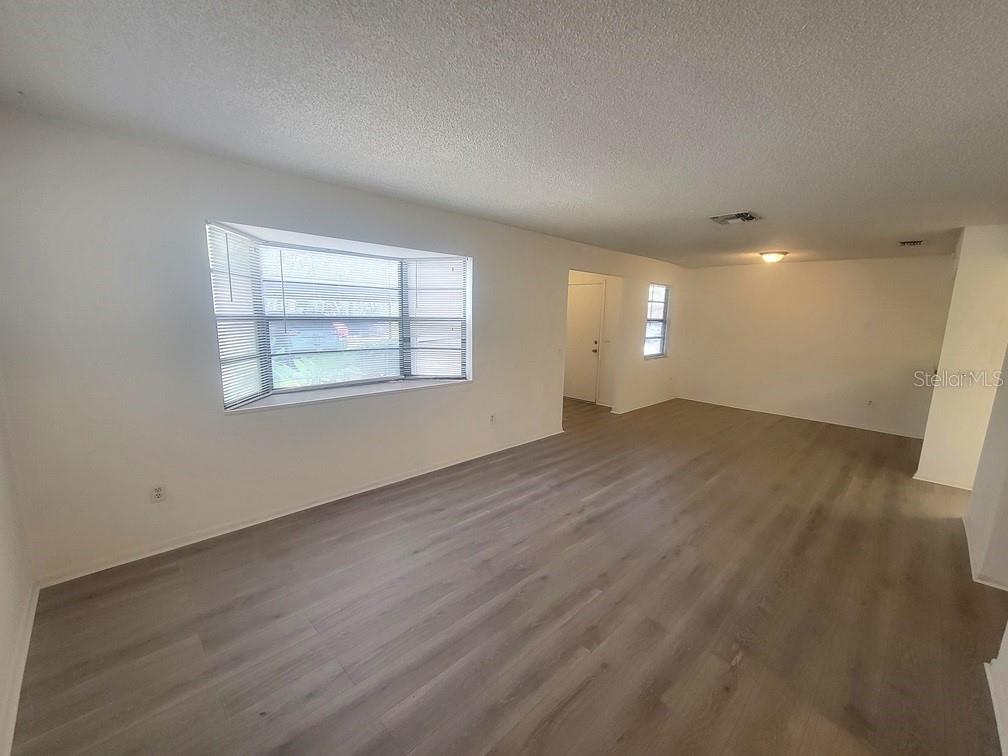 Image 5 of 24 For 11411 Pike Court 4