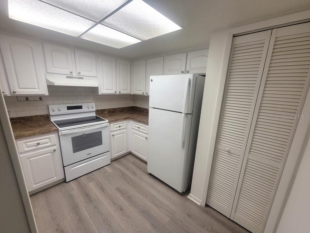 Image 9 of 24 For 11411 Pike Court 4