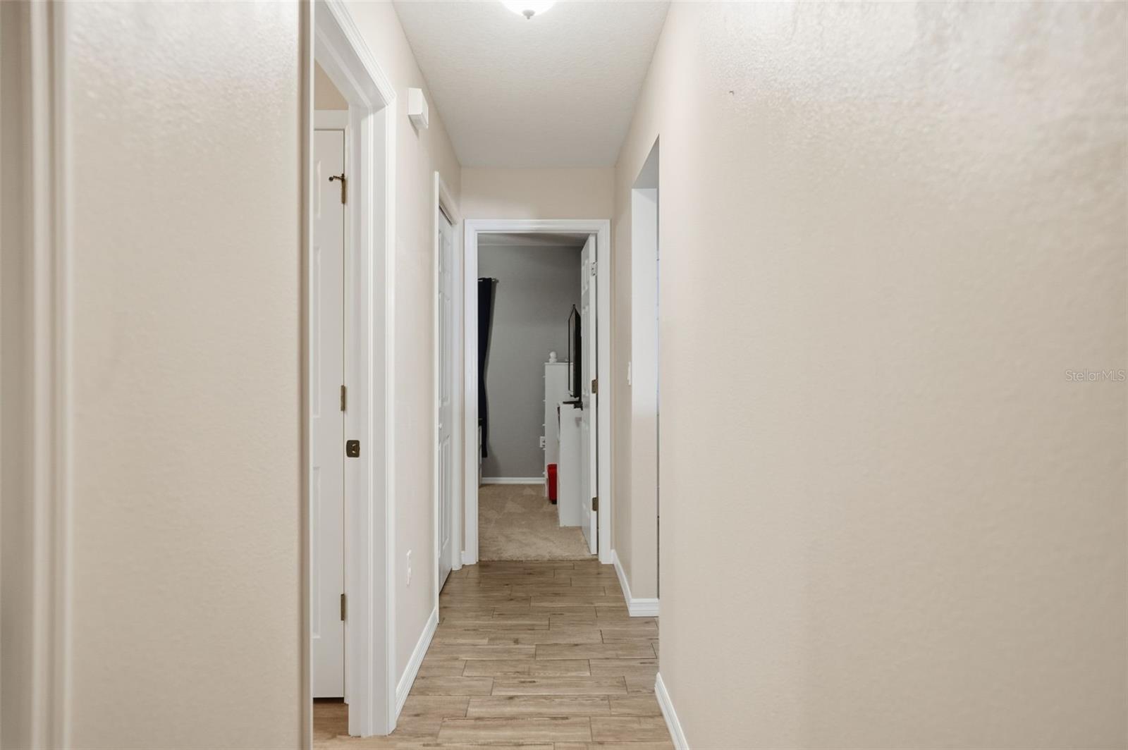 Image 26 of 44 For 840 Laurelridge Court