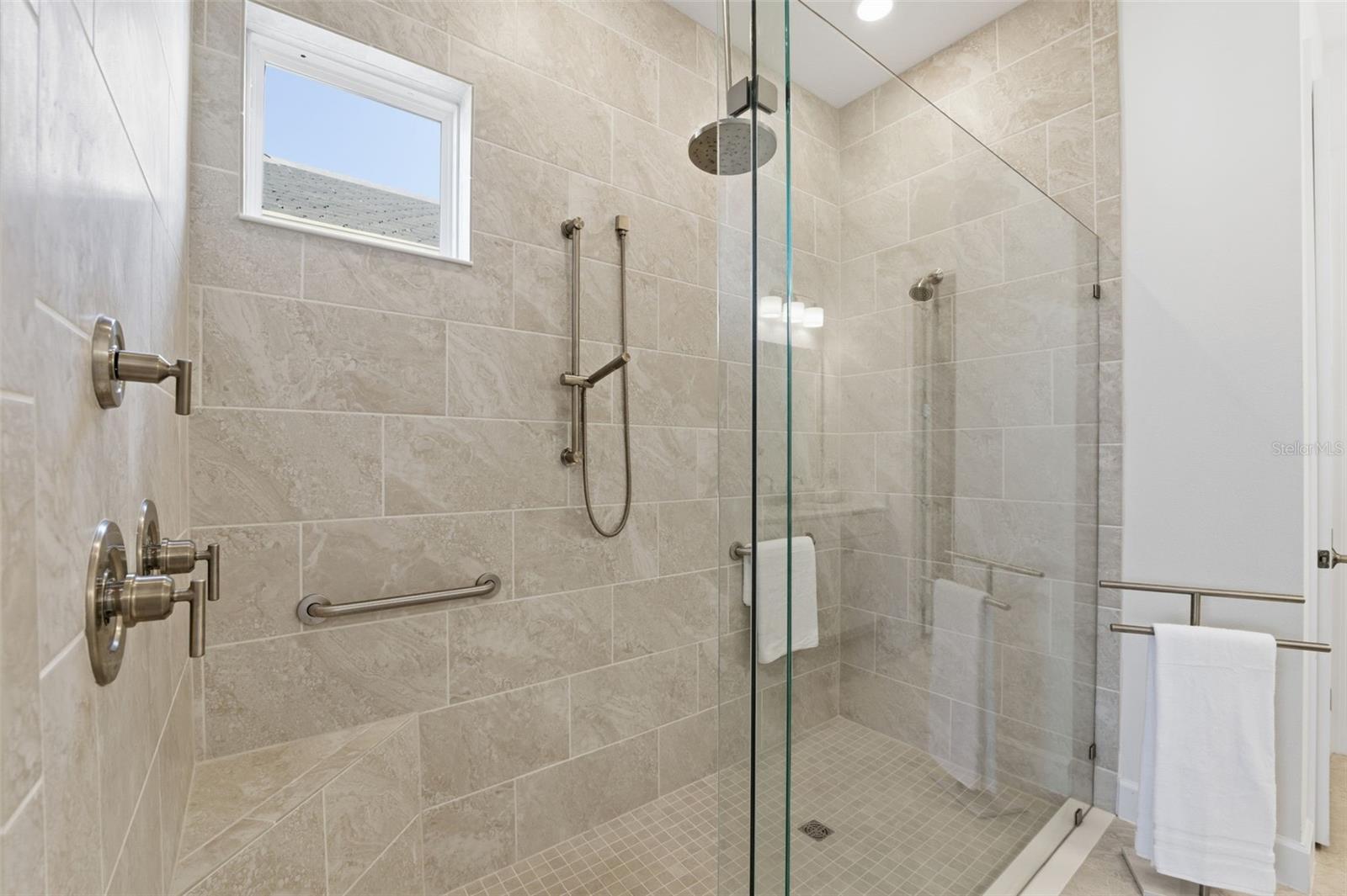 Image 21 of 35 For 4545 Isonzo Way