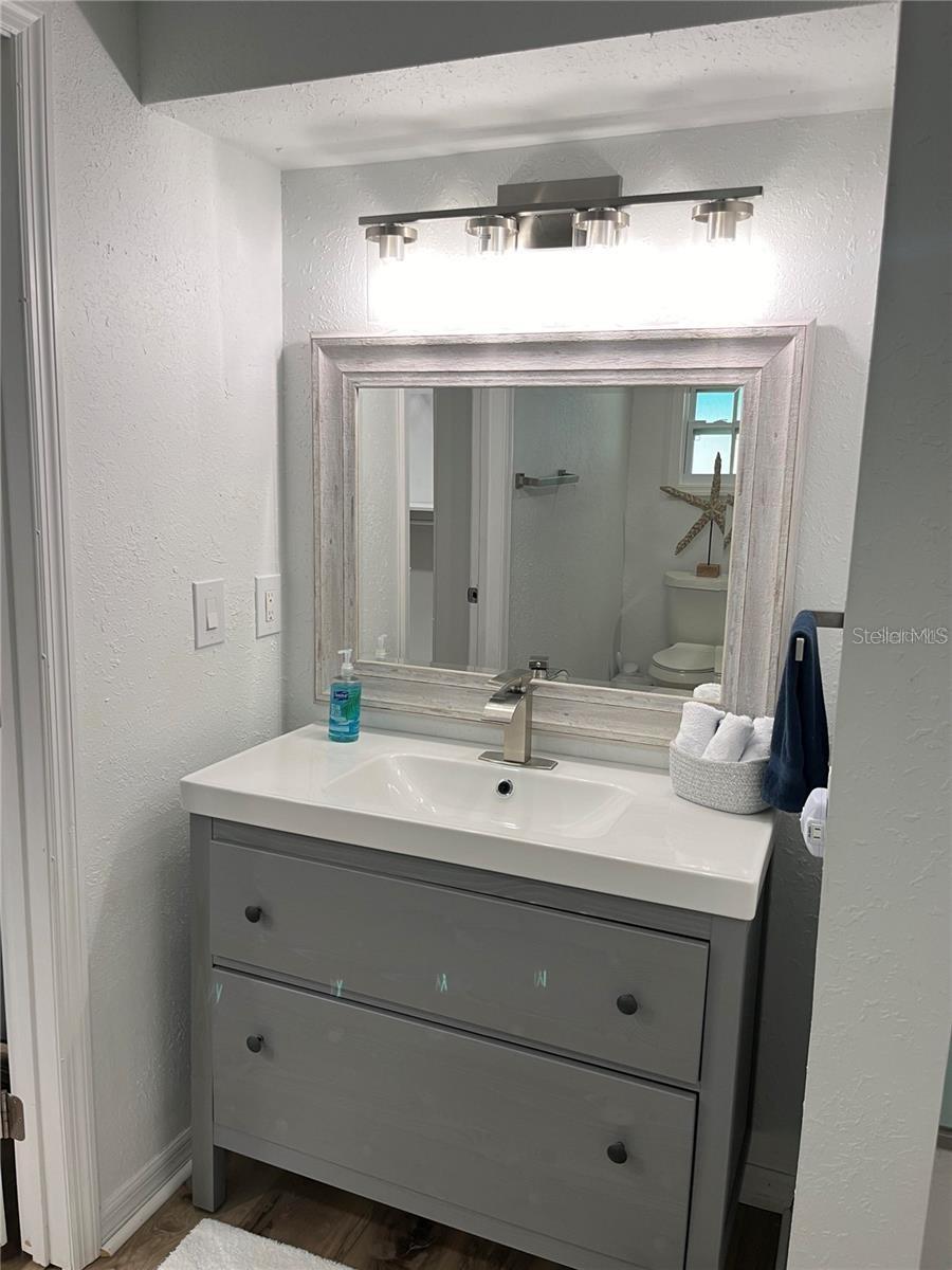 Image 11 of 26 For 6623 Tower Drive