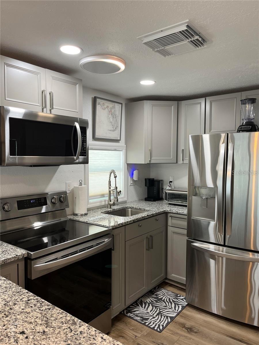 Image 9 of 26 For 6623 Tower Drive