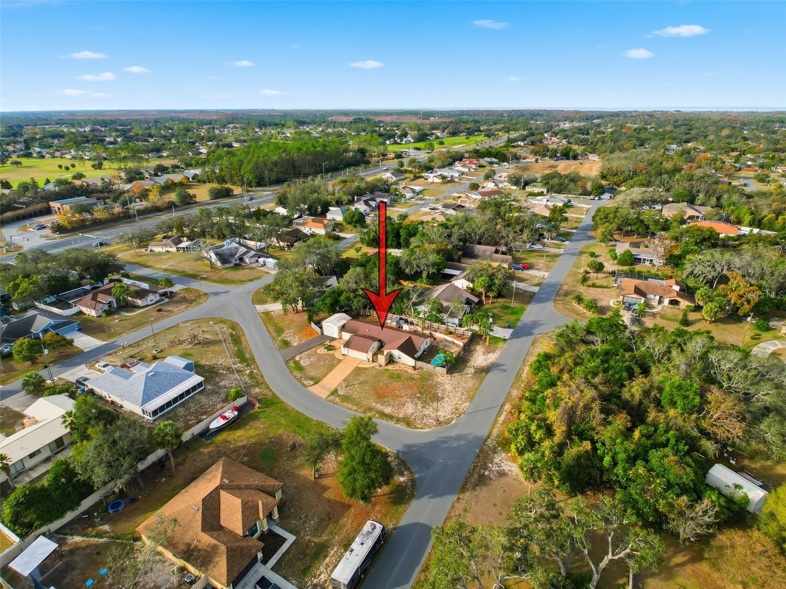 Listing photo id 33 for 155 Ruskin Avenue