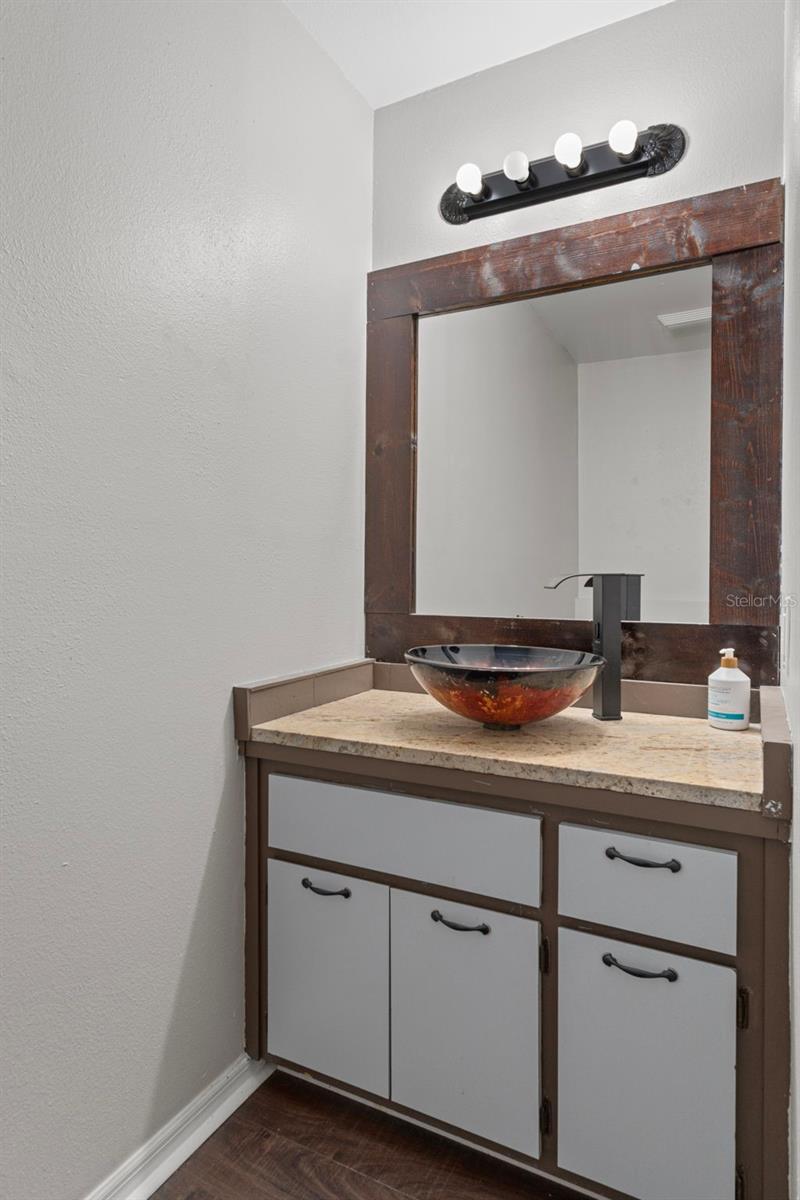 Image 23 of 43 For 4286 Bluewater Avenue