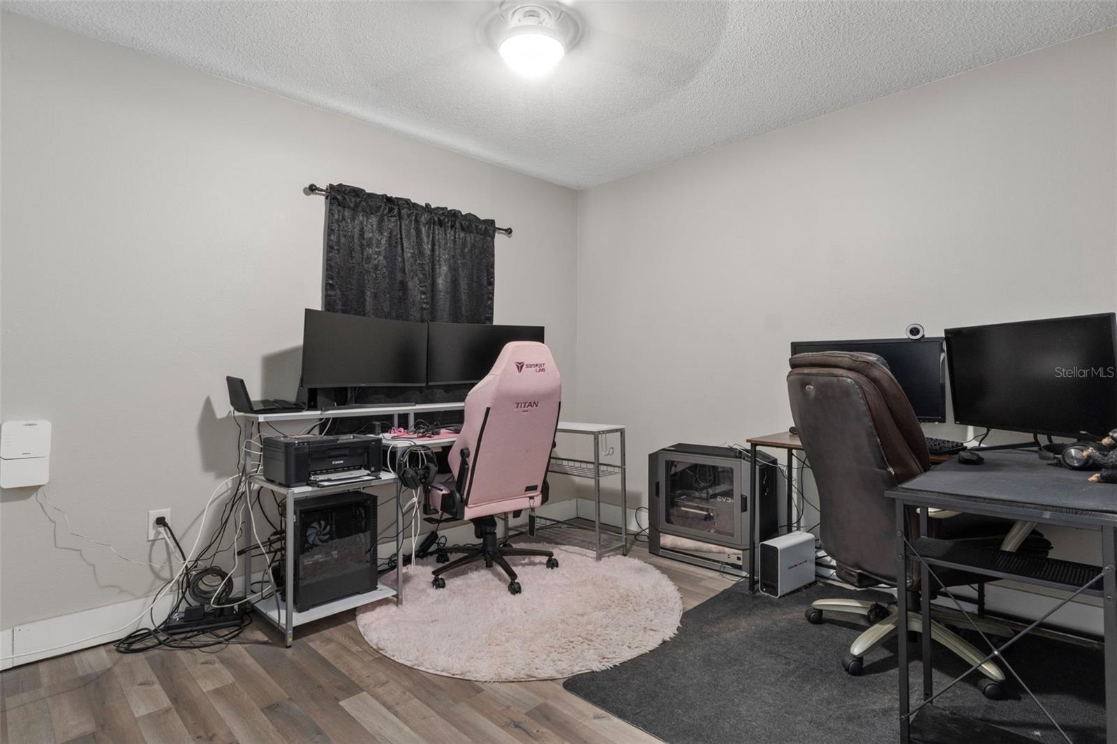 Image 25 of 43 For 4286 Bluewater Avenue