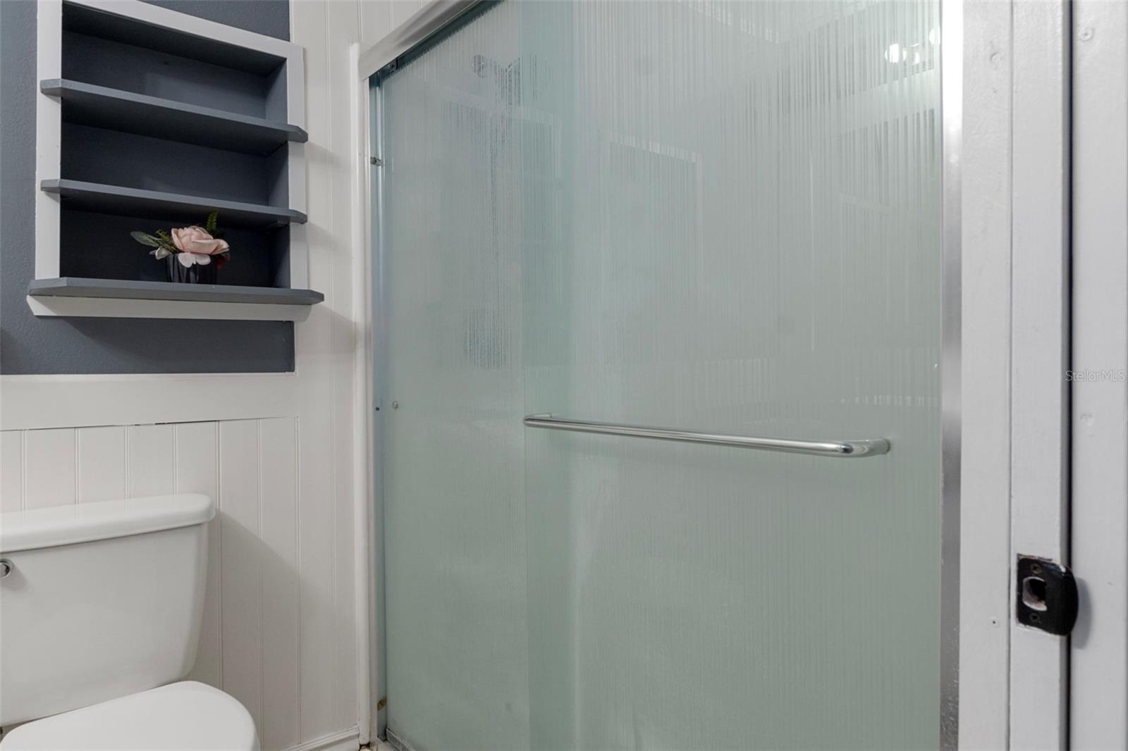 Image 28 of 43 For 4286 Bluewater Avenue