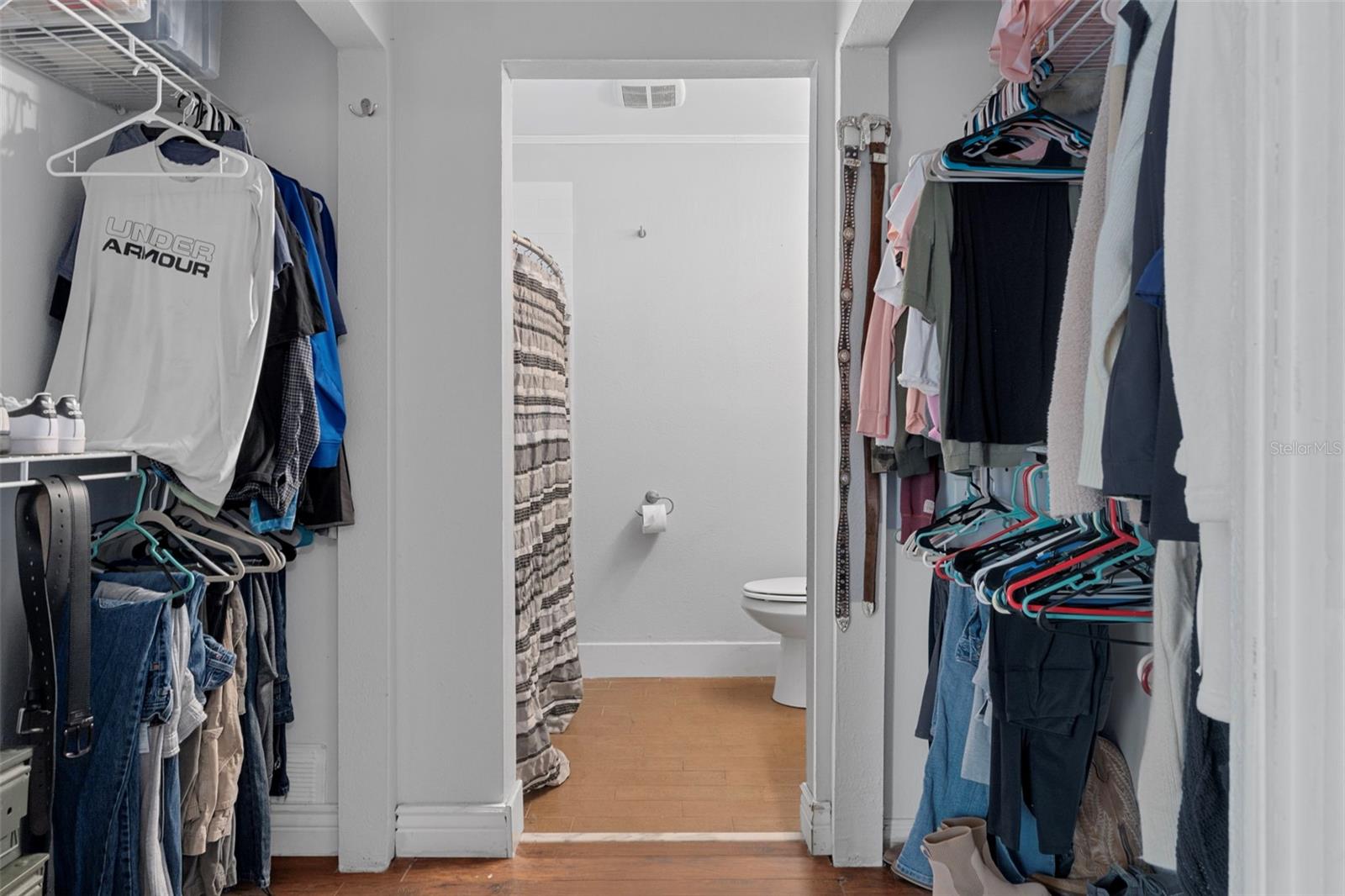 Image 32 of 43 For 4286 Bluewater Avenue