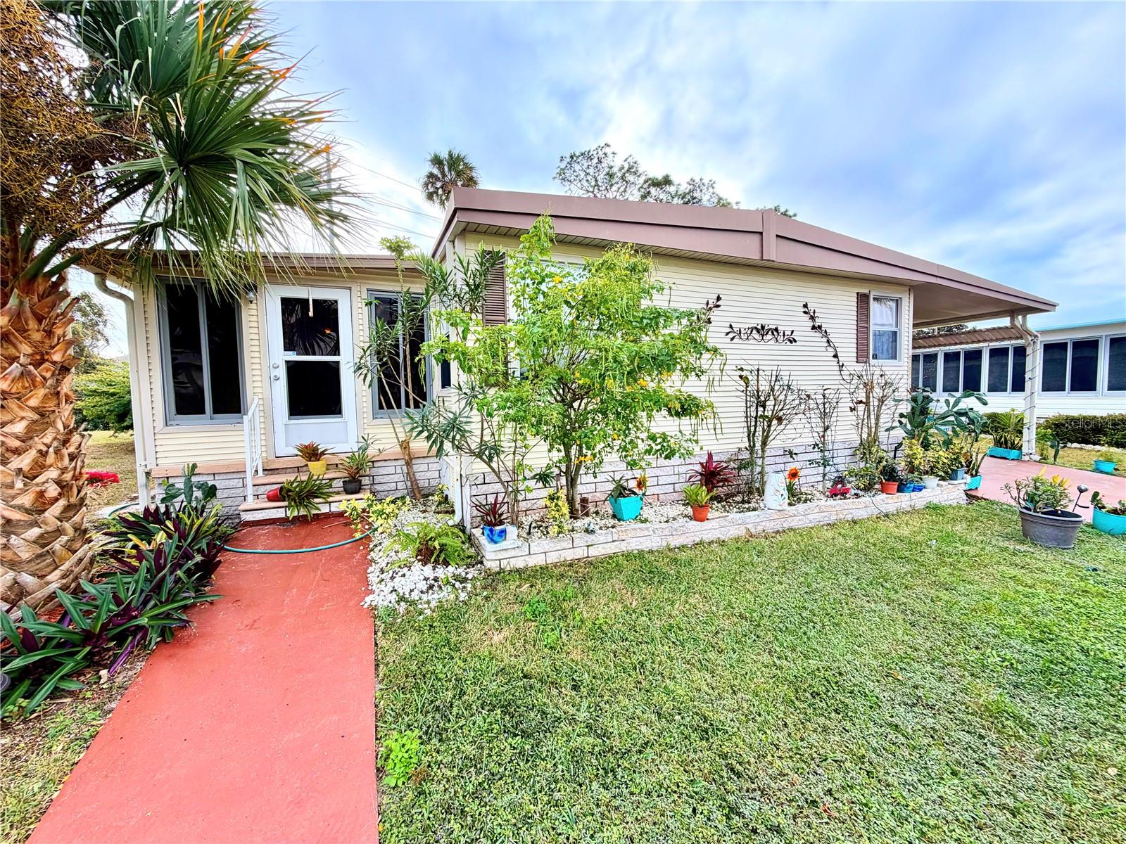 Details for 5050 Damsen Circle, NEW PORT RICHEY, FL 34653