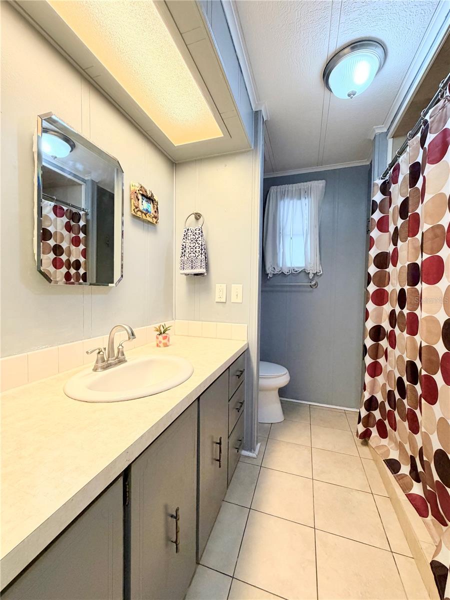 Image 10 of 20 For 5050 Damsen Circle